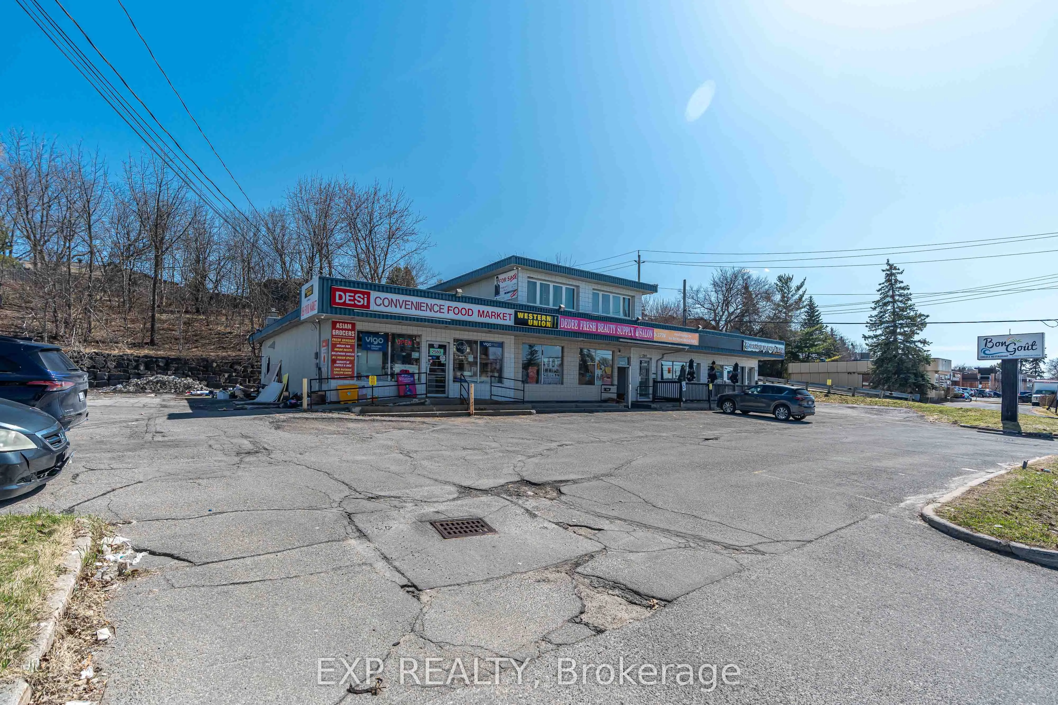 2564 - 2580 ST JOSEPH Boulevard
