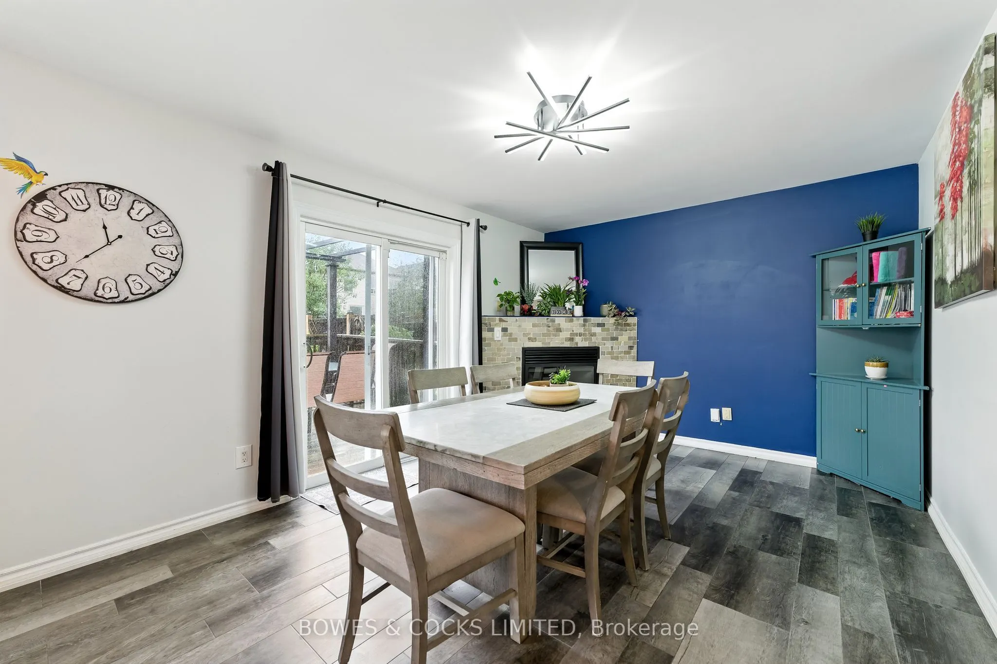 210 Farrier Crescent