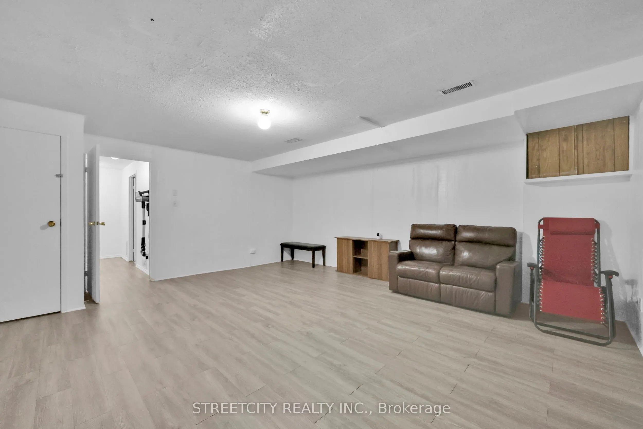253 Taylor Street, #8