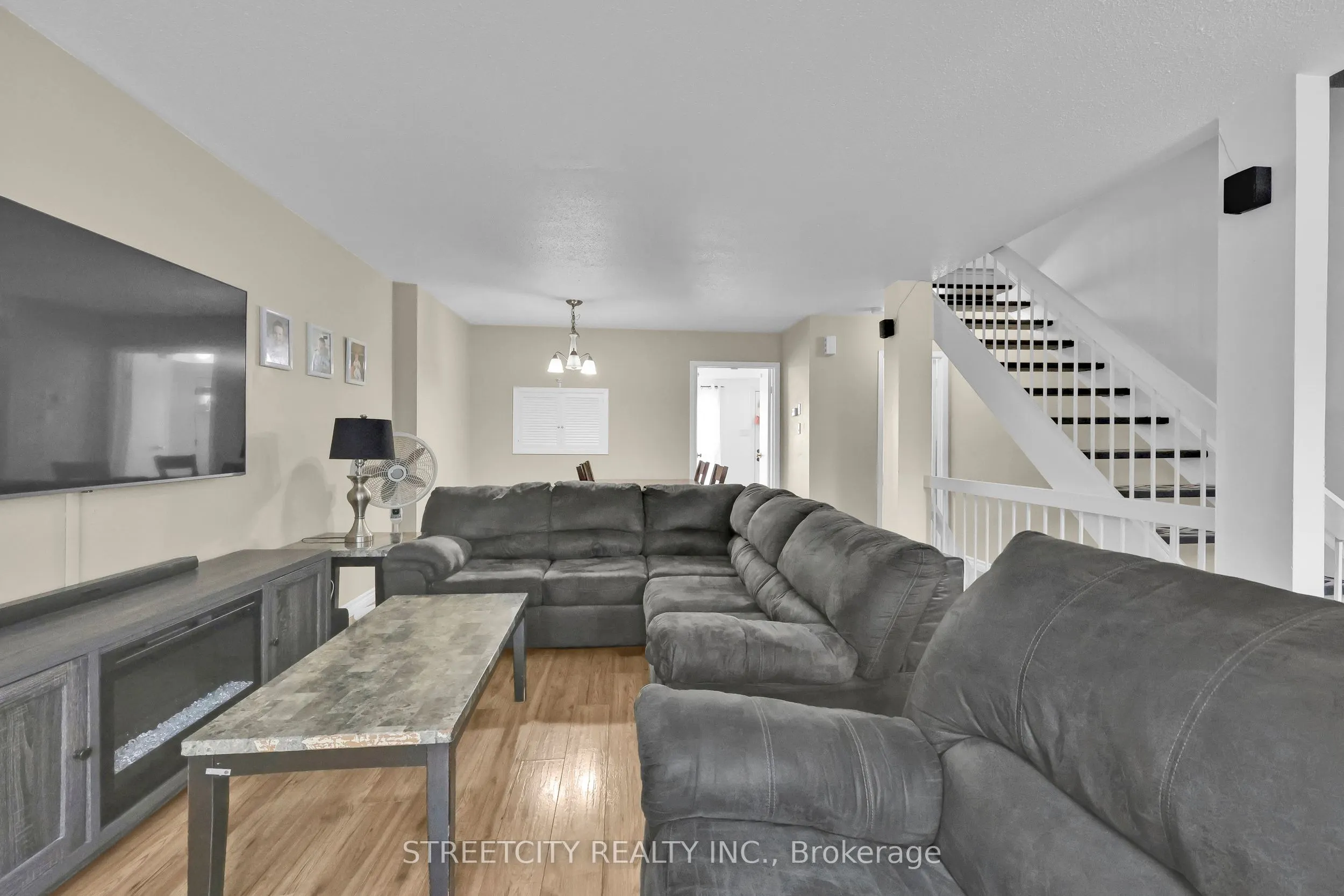 253 Taylor Street, #8
