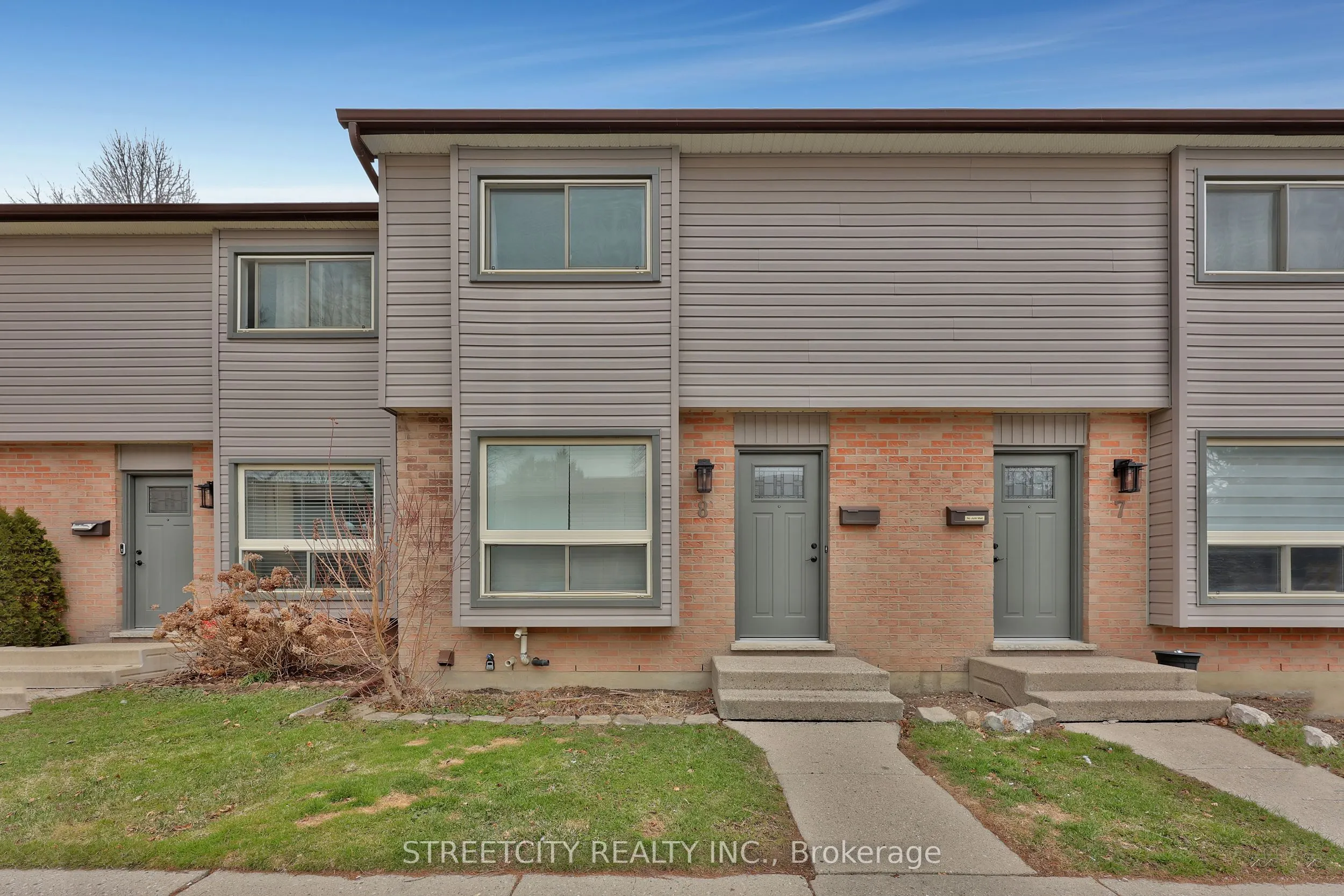 253 Taylor Street, #8