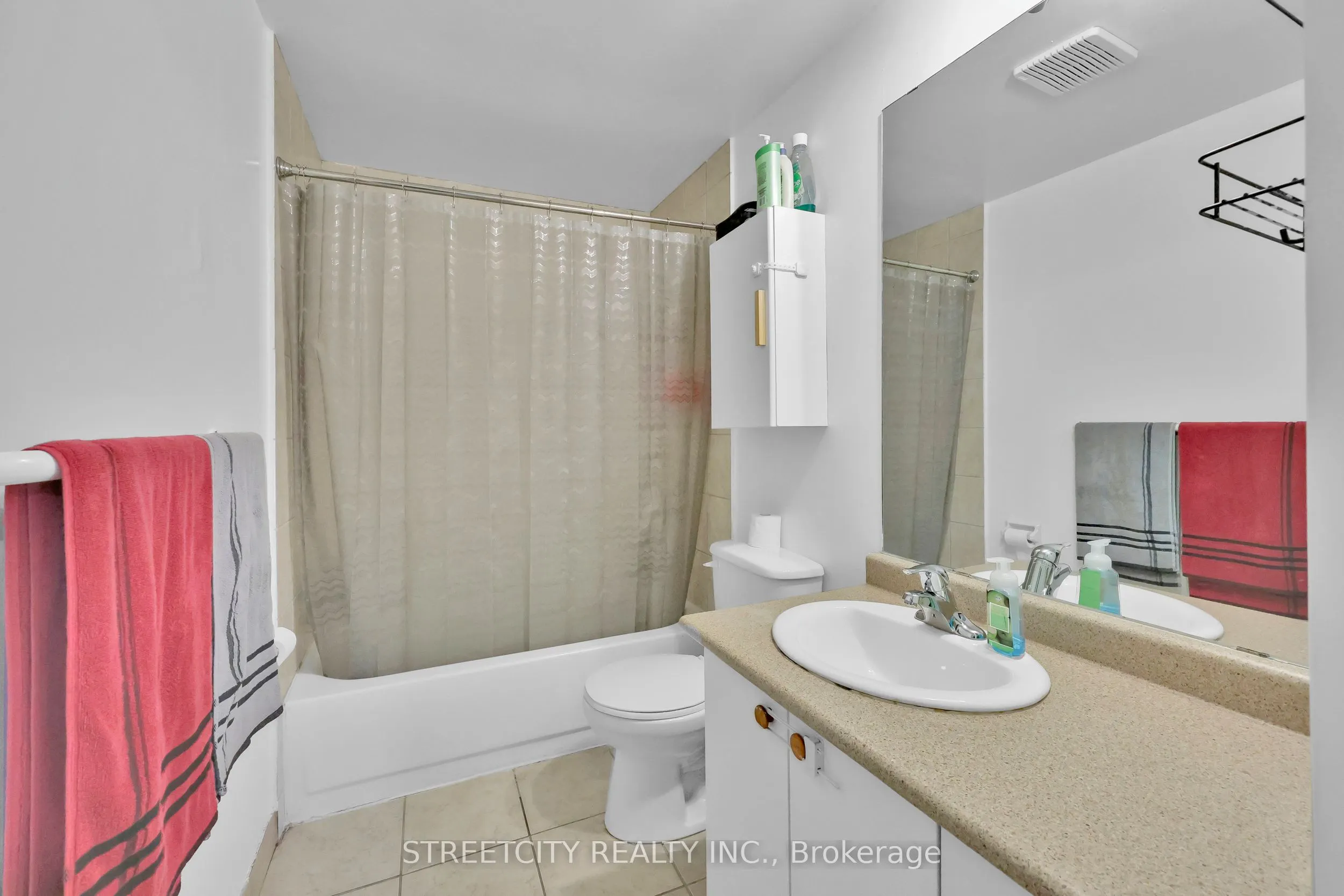 253 Taylor Street, #8