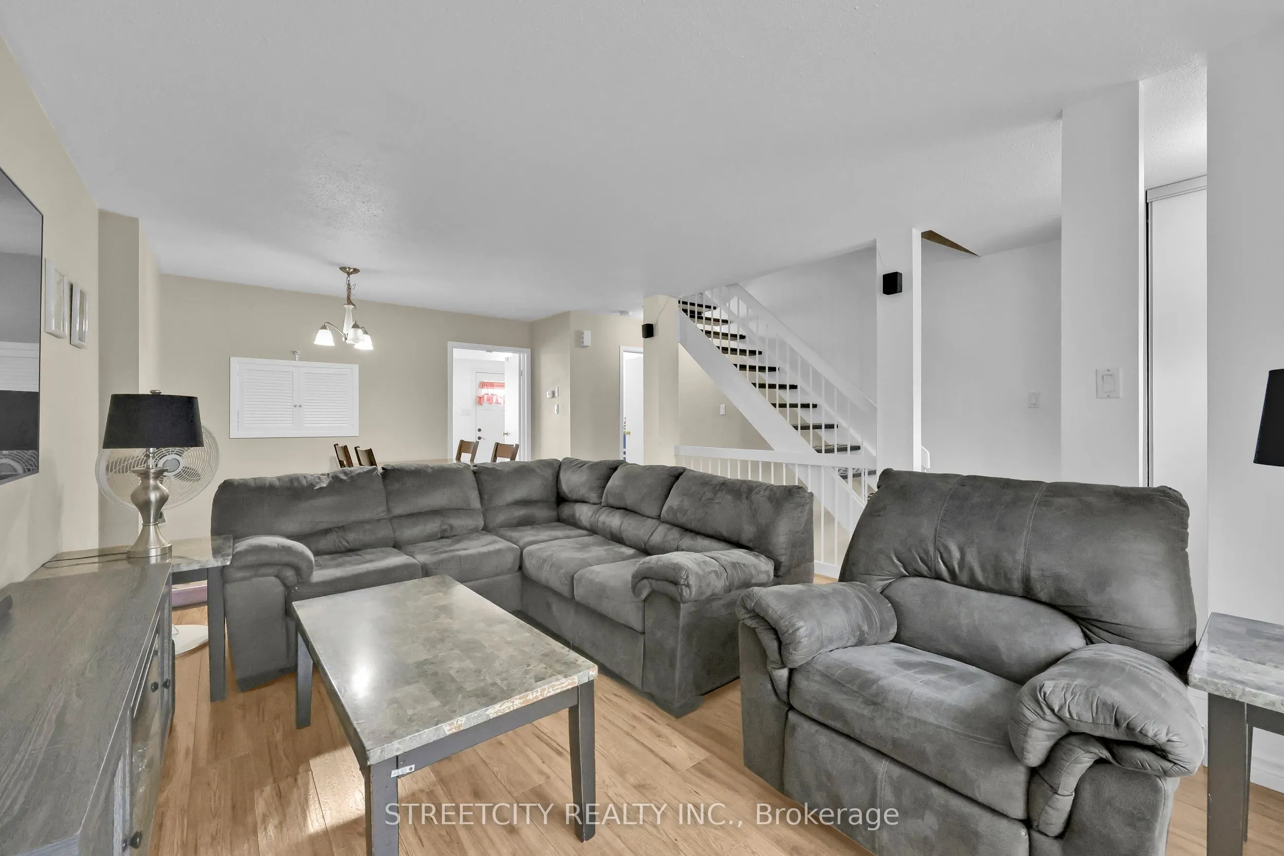 253 Taylor Street, #8