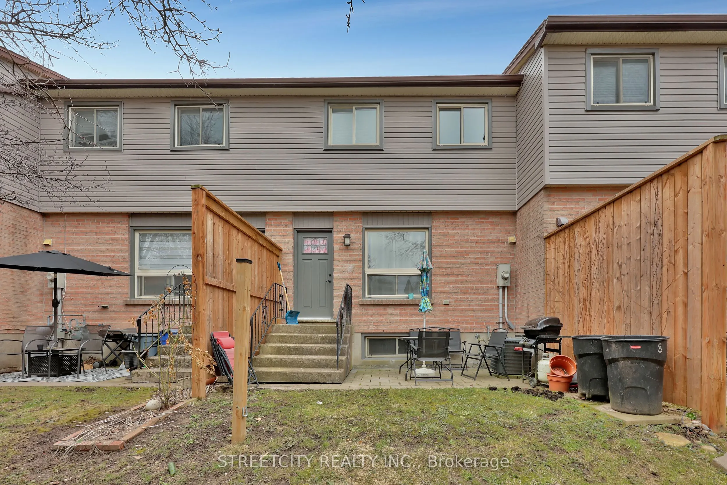 253 Taylor Street, #8