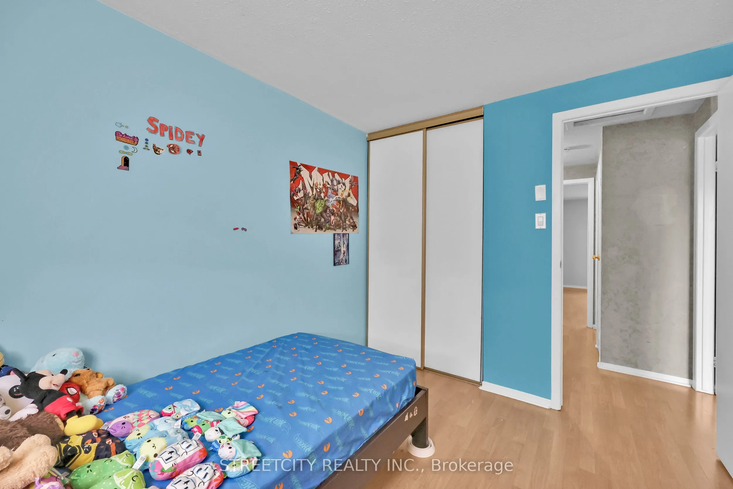 253 Taylor Street, #8