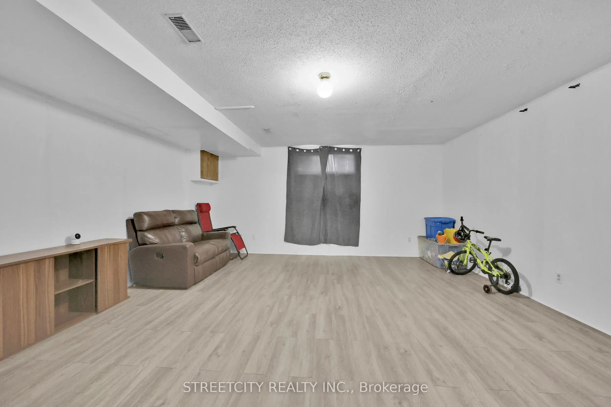 253 Taylor Street, #8