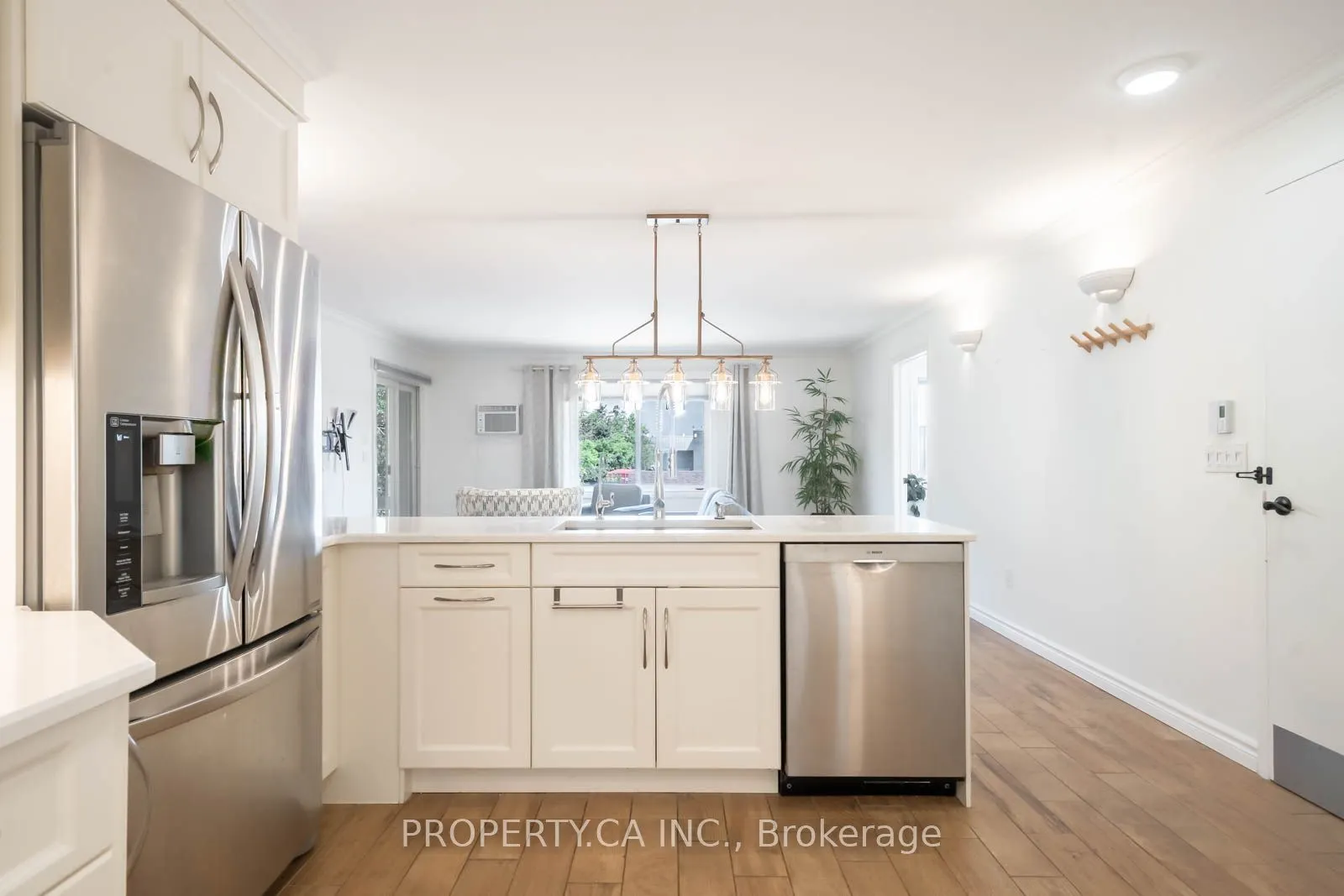 90 King Street, #7