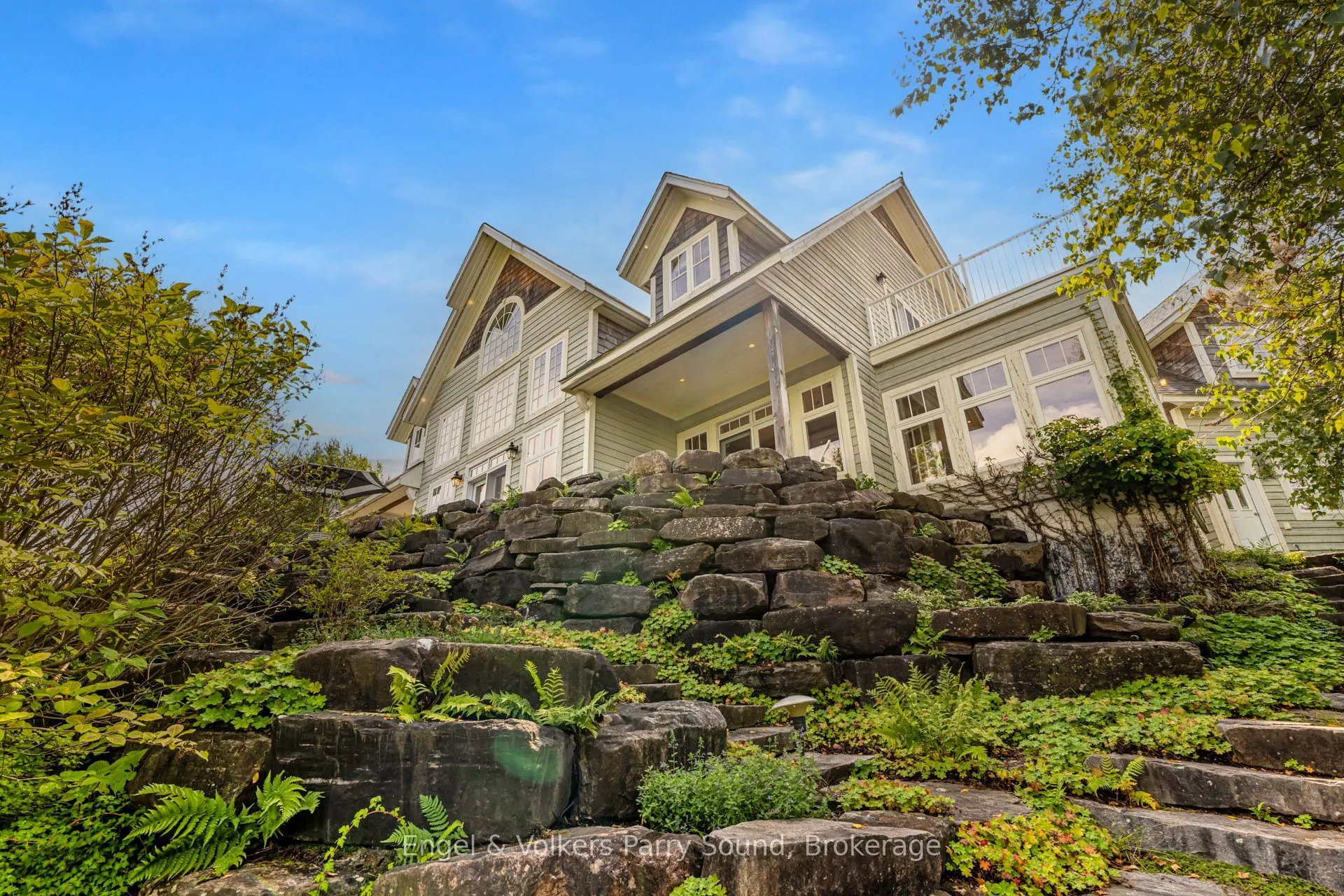 22 Beacon Point Drive