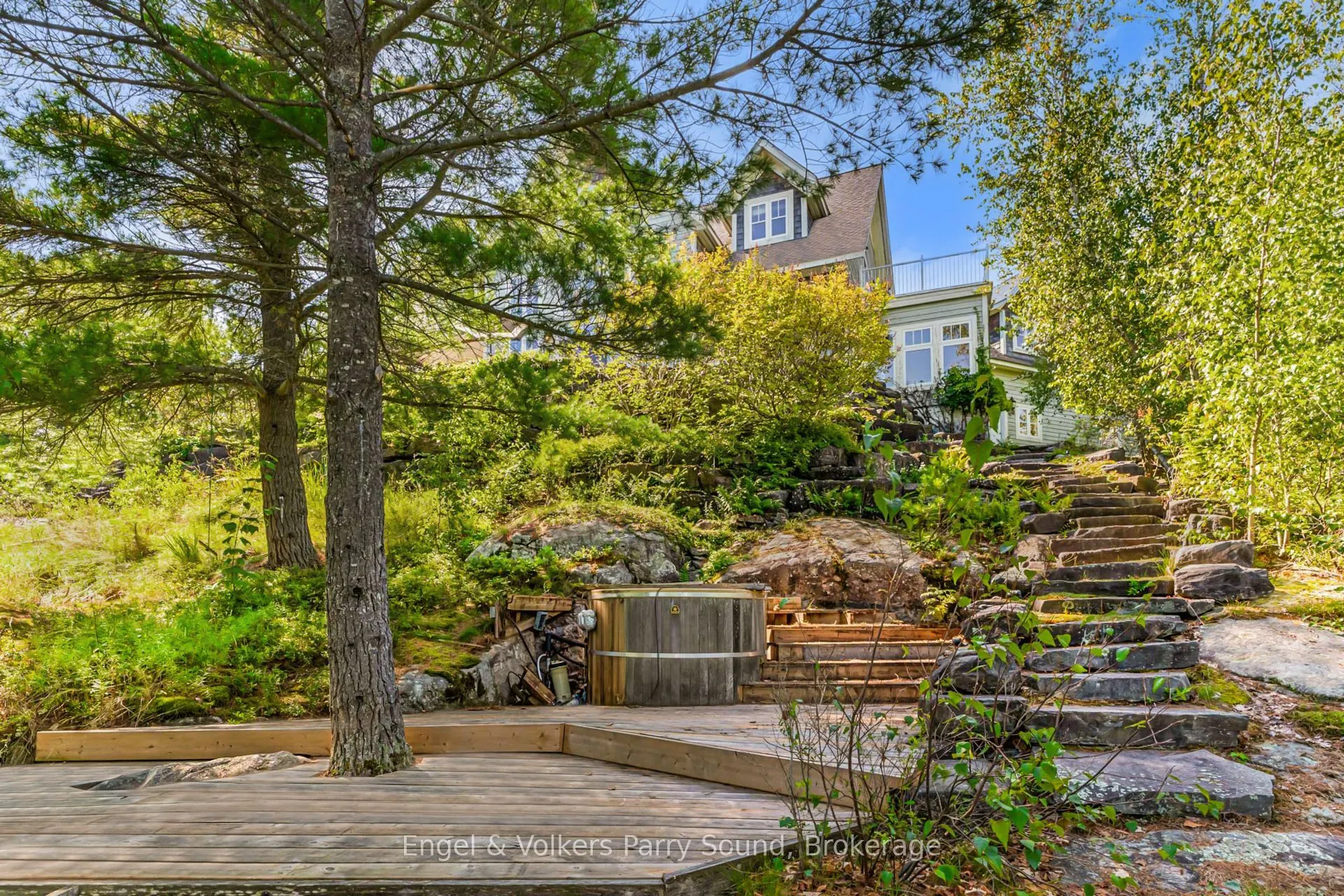 22 Beacon Point Drive