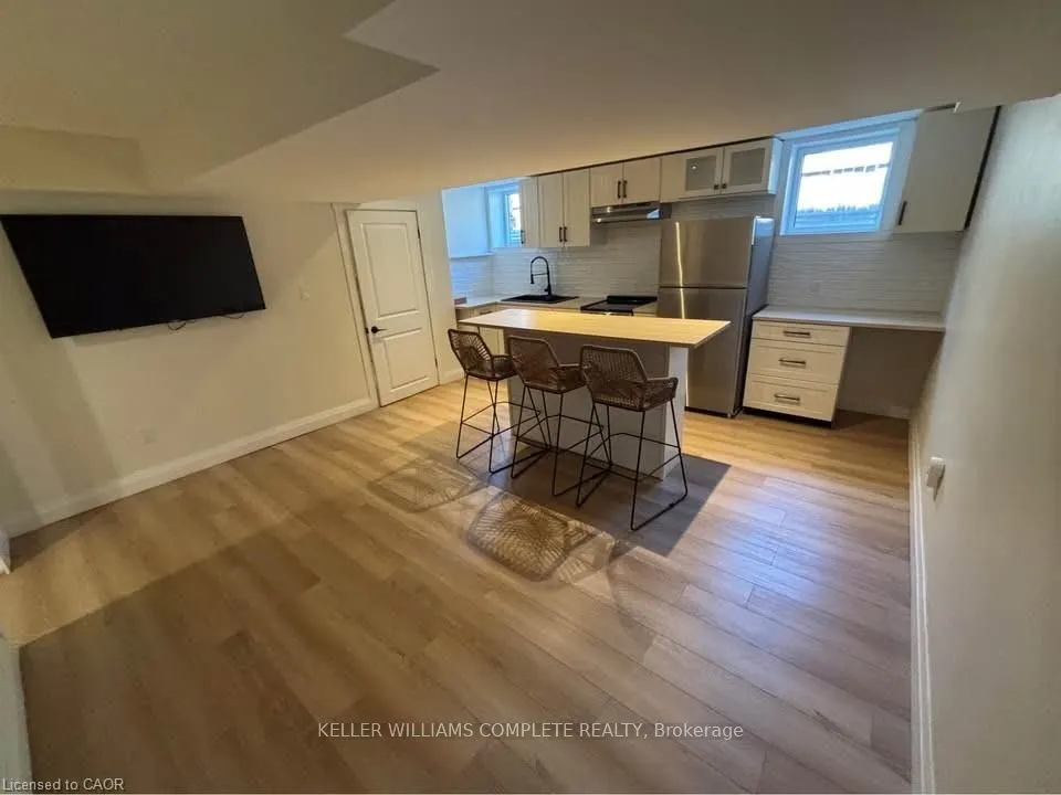 4 Bankfield Crescent, #2