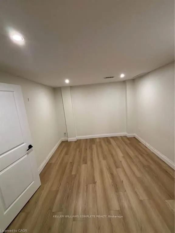 4 Bankfield Crescent, #2