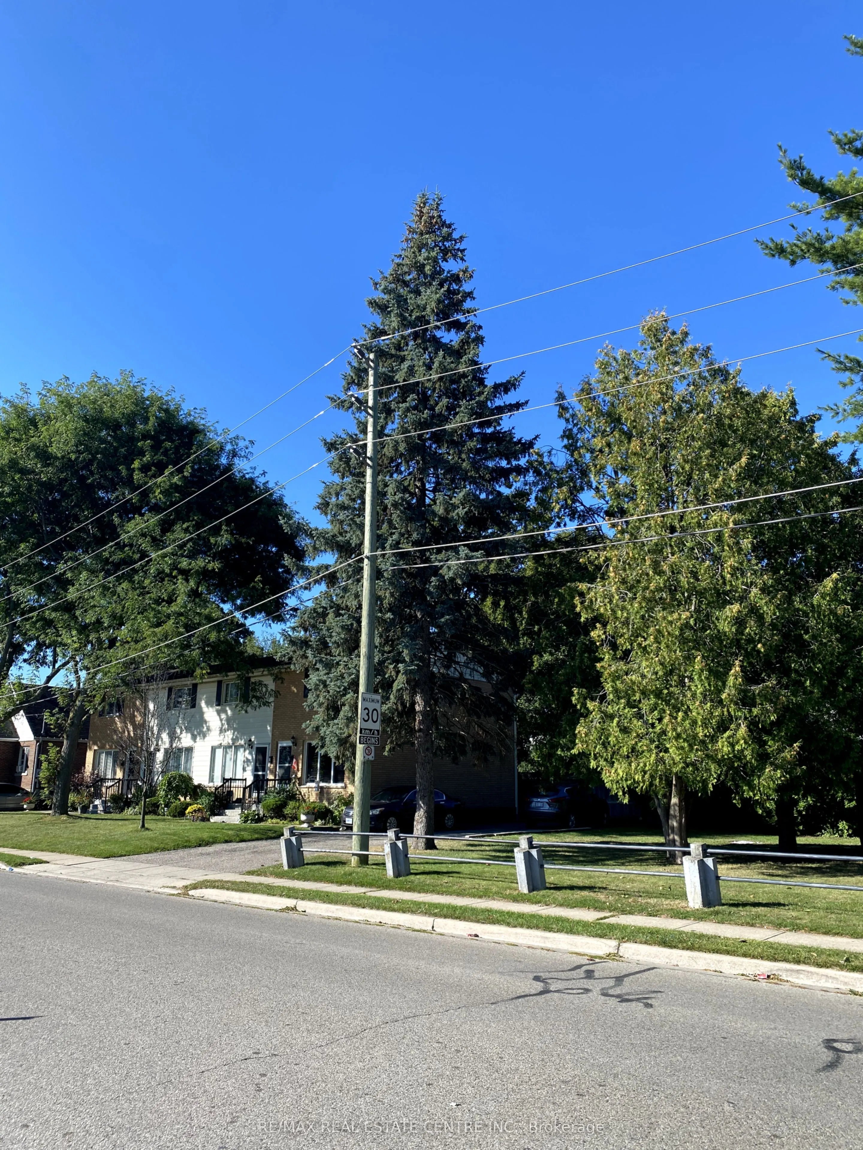 14 Chalmers Street S, #4