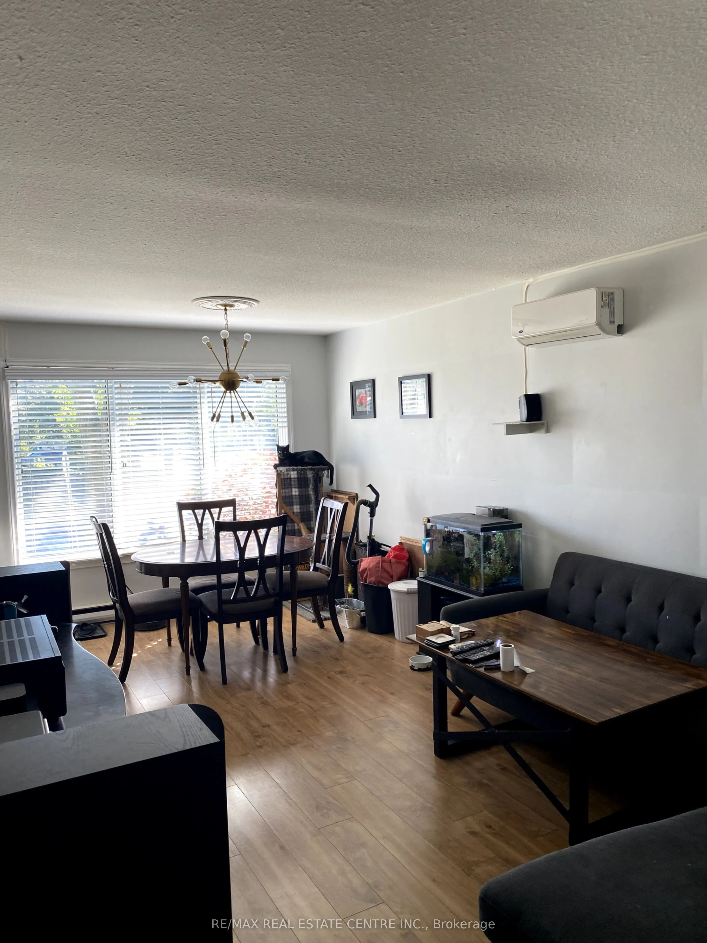 14 Chalmers Street S, #4