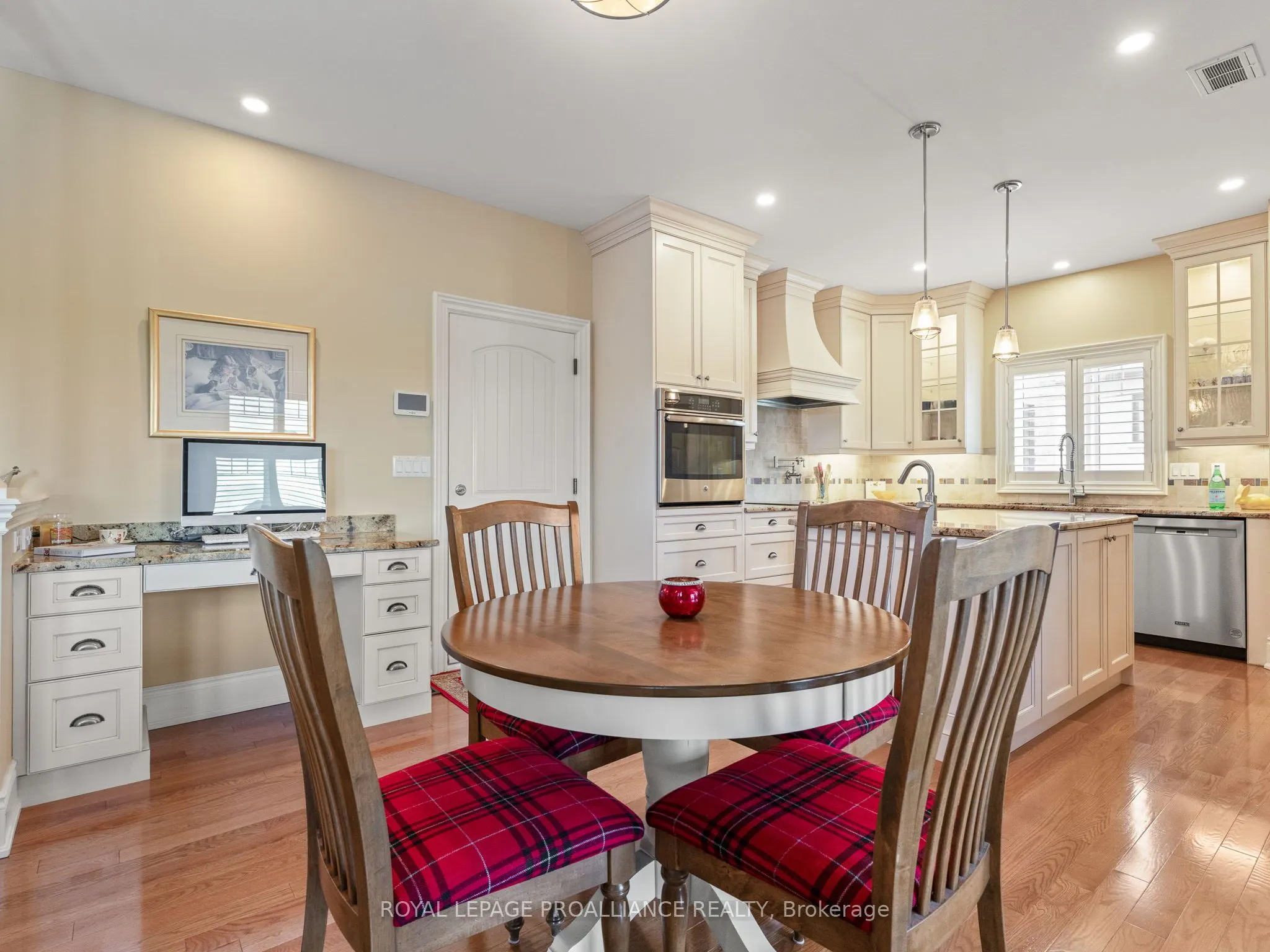 349 Brimley Road S
