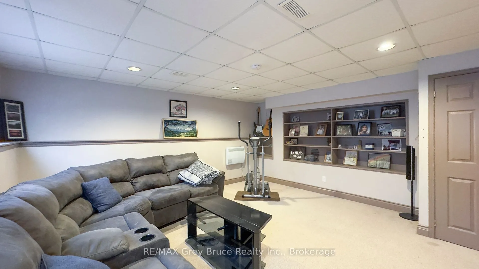 440 11th "B" Street W