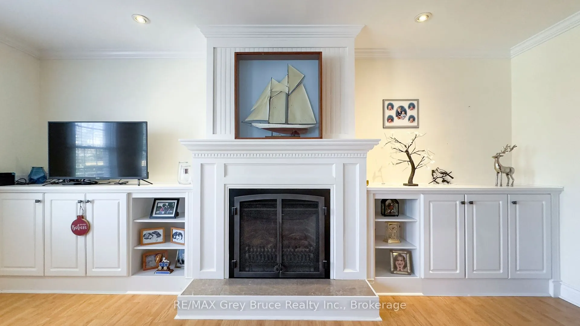 440 11th "B" Street W
