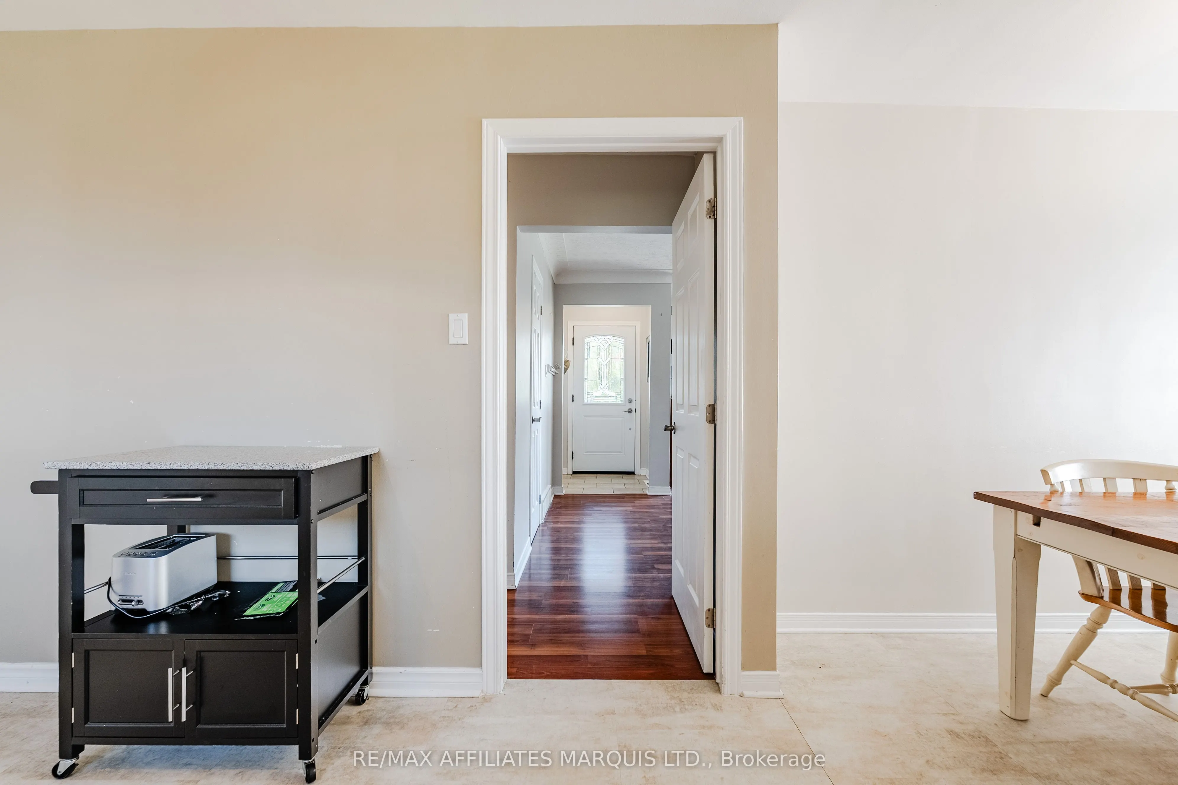 613 Carleton Street