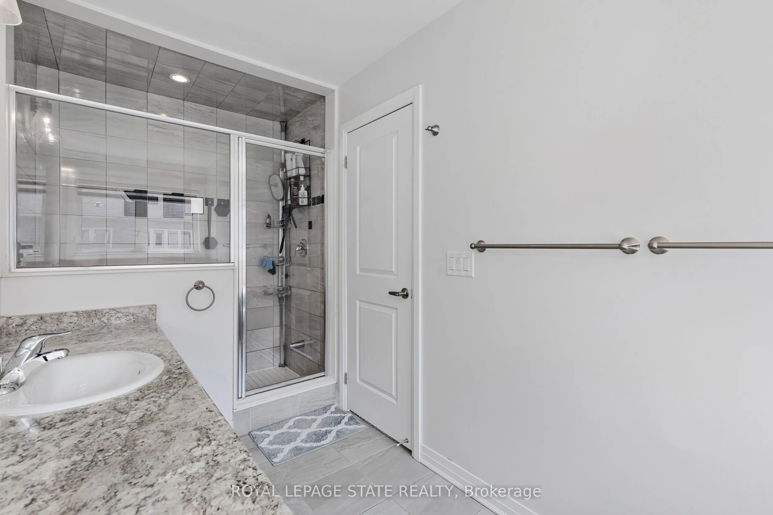 4102 Fracchioni Drive