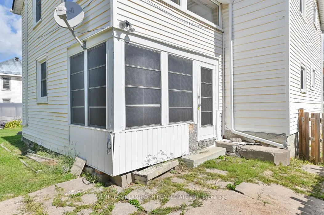 44 Metcalf Street