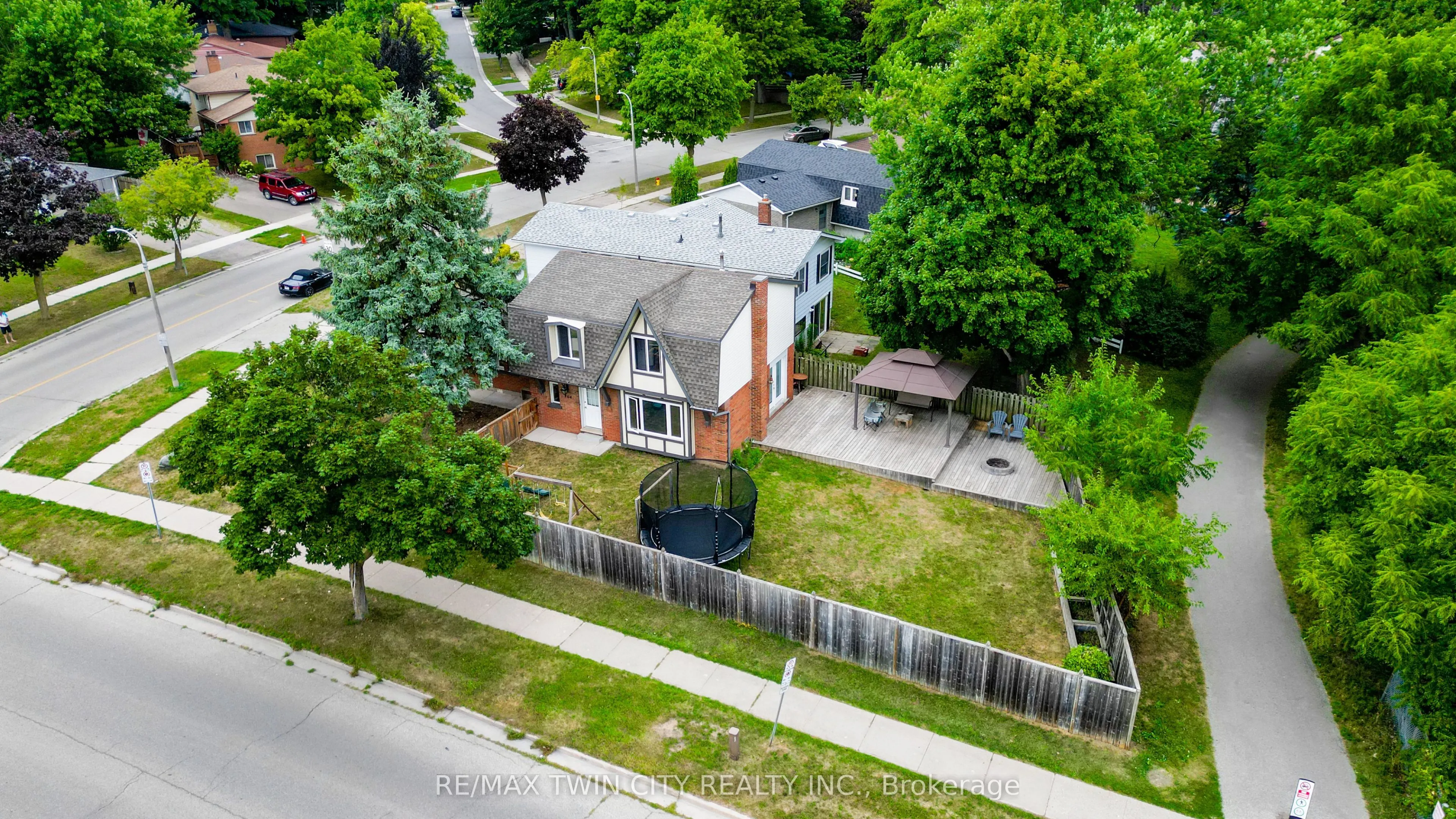 204 Country Hill Drive