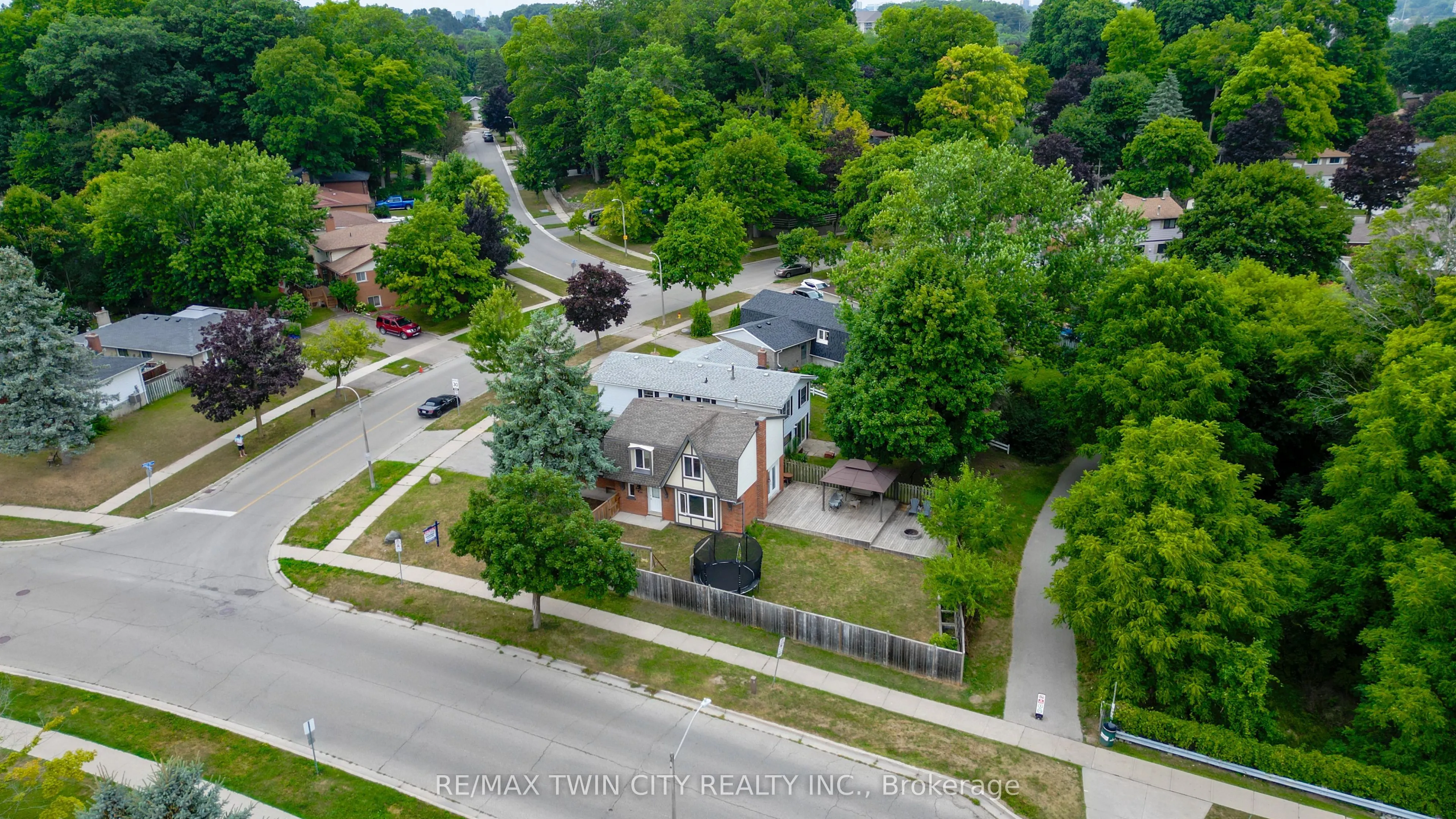 204 Country Hill Drive