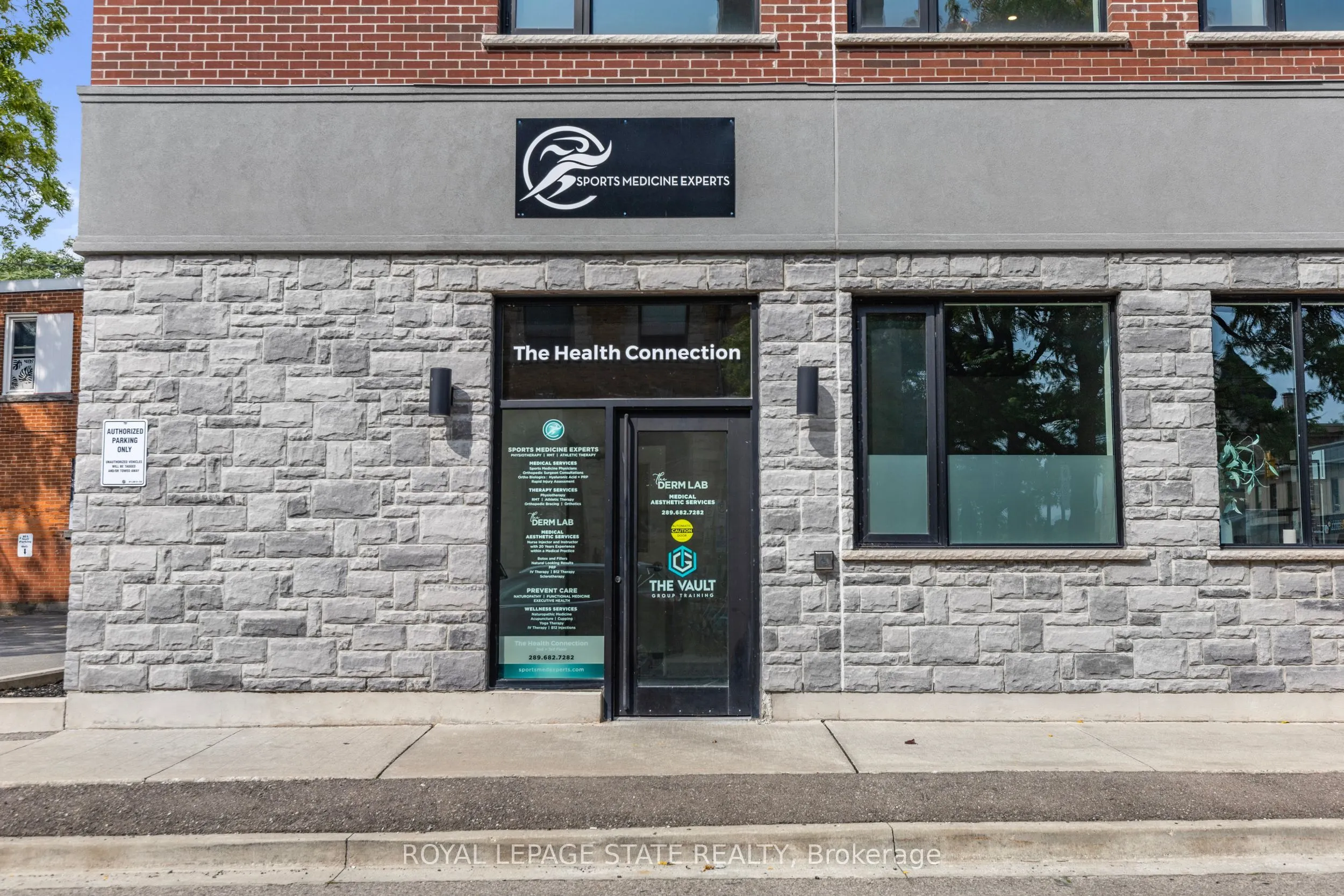 112 King Street W, #Level 2 & 3