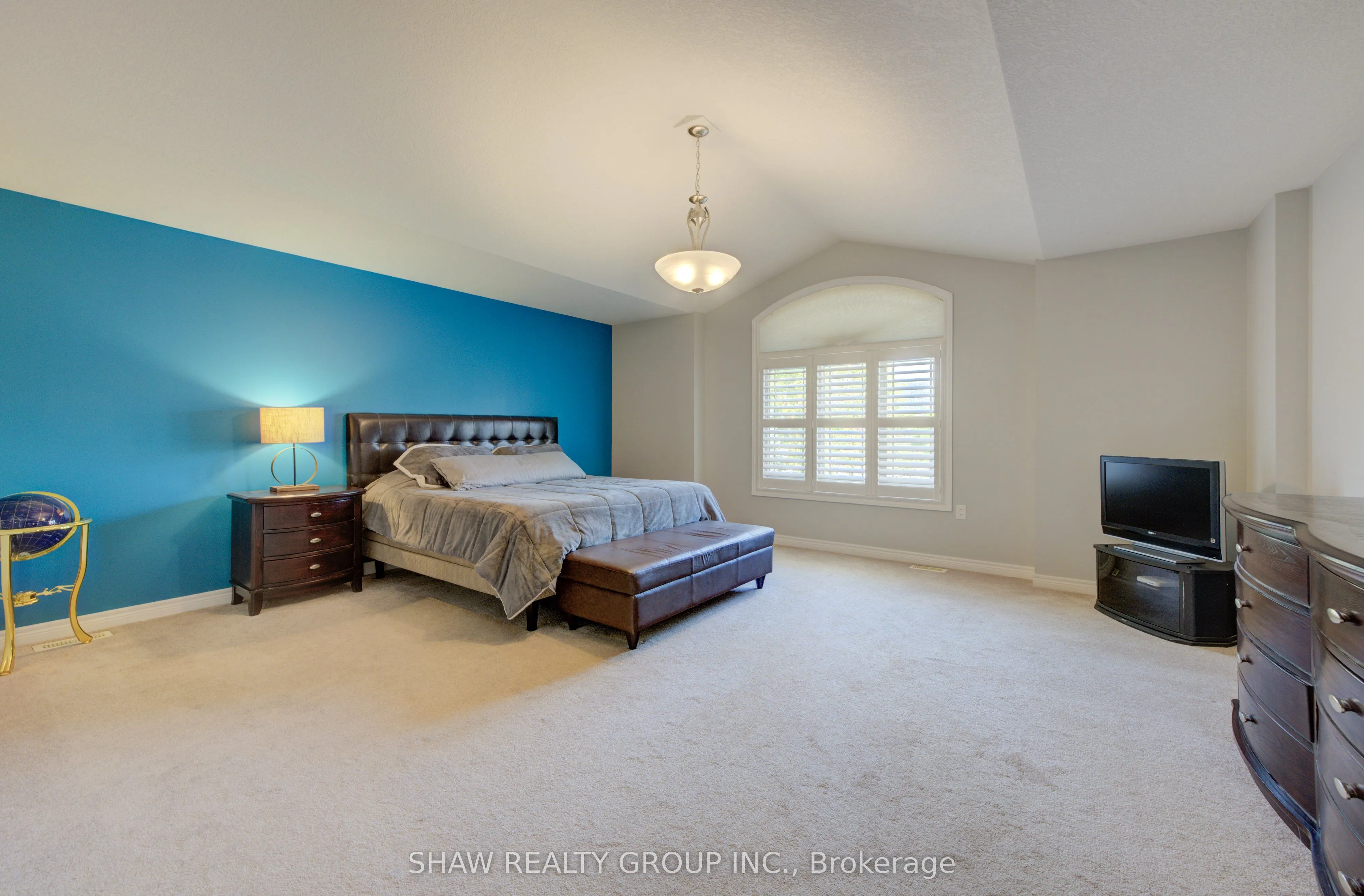 571 Stonehenge Drive