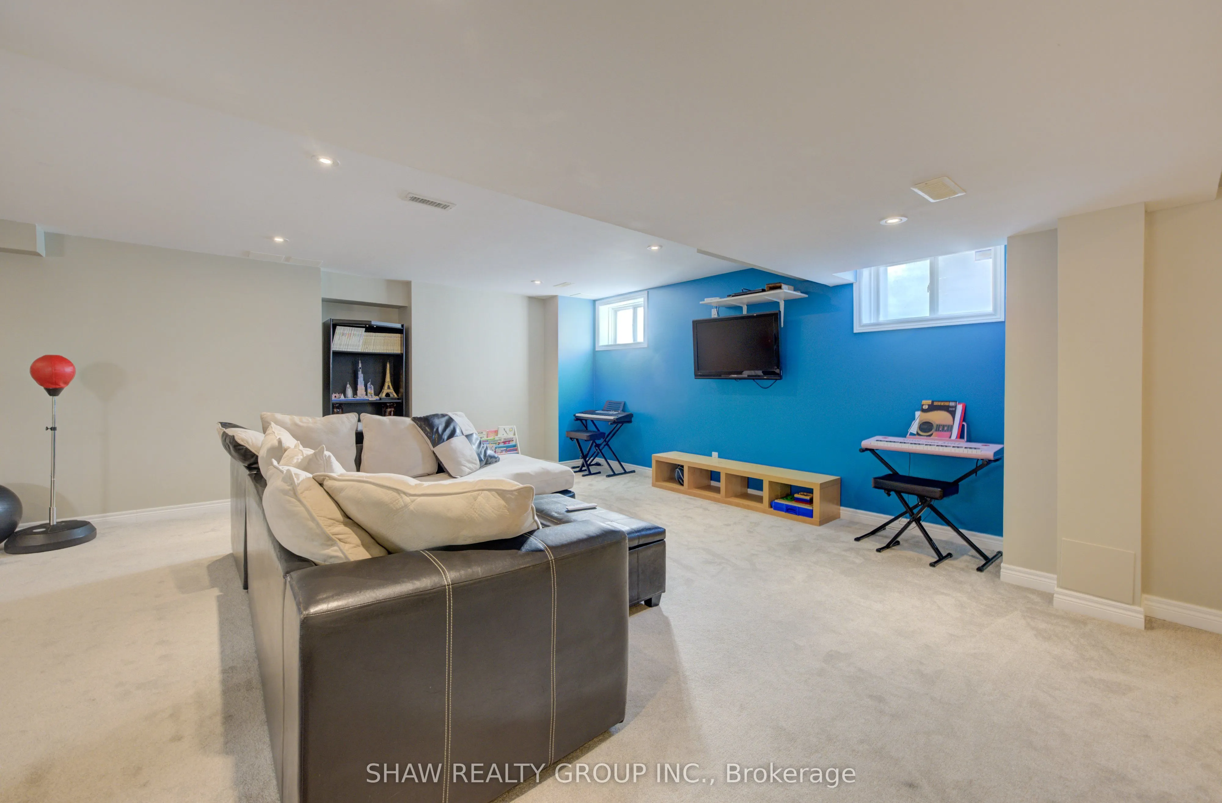 571 Stonehenge Drive