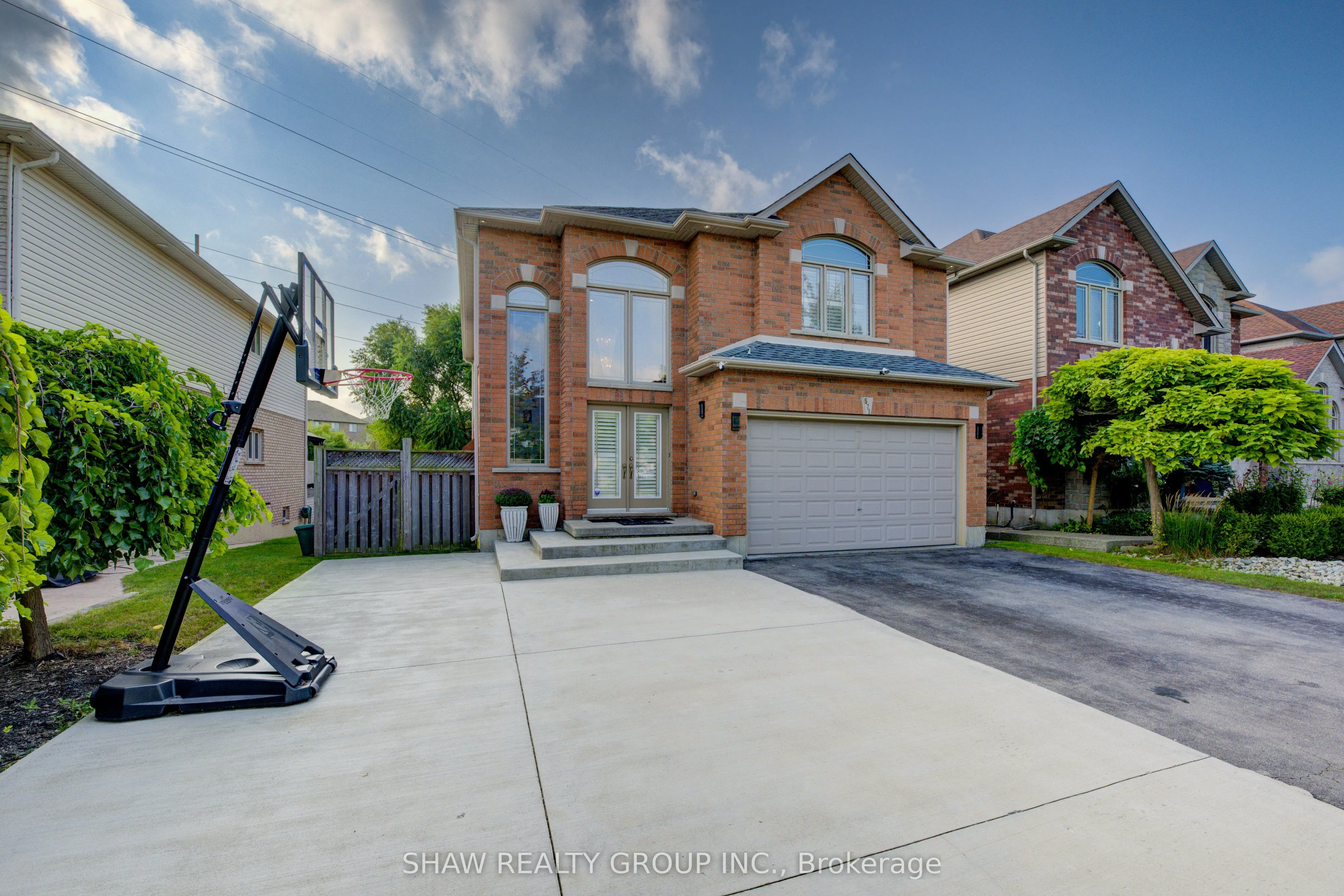 571 Stonehenge Drive