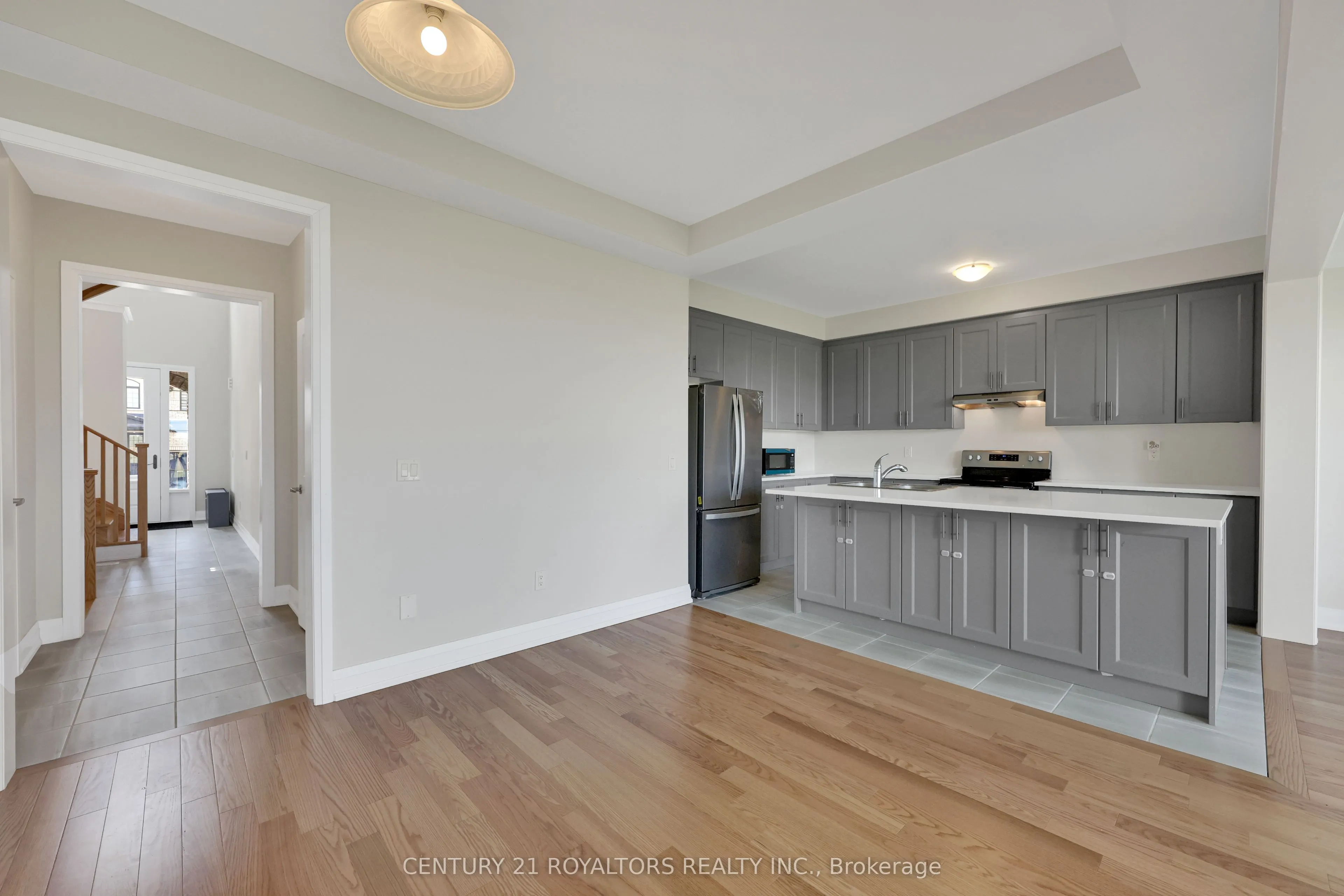 909 Knights Lane