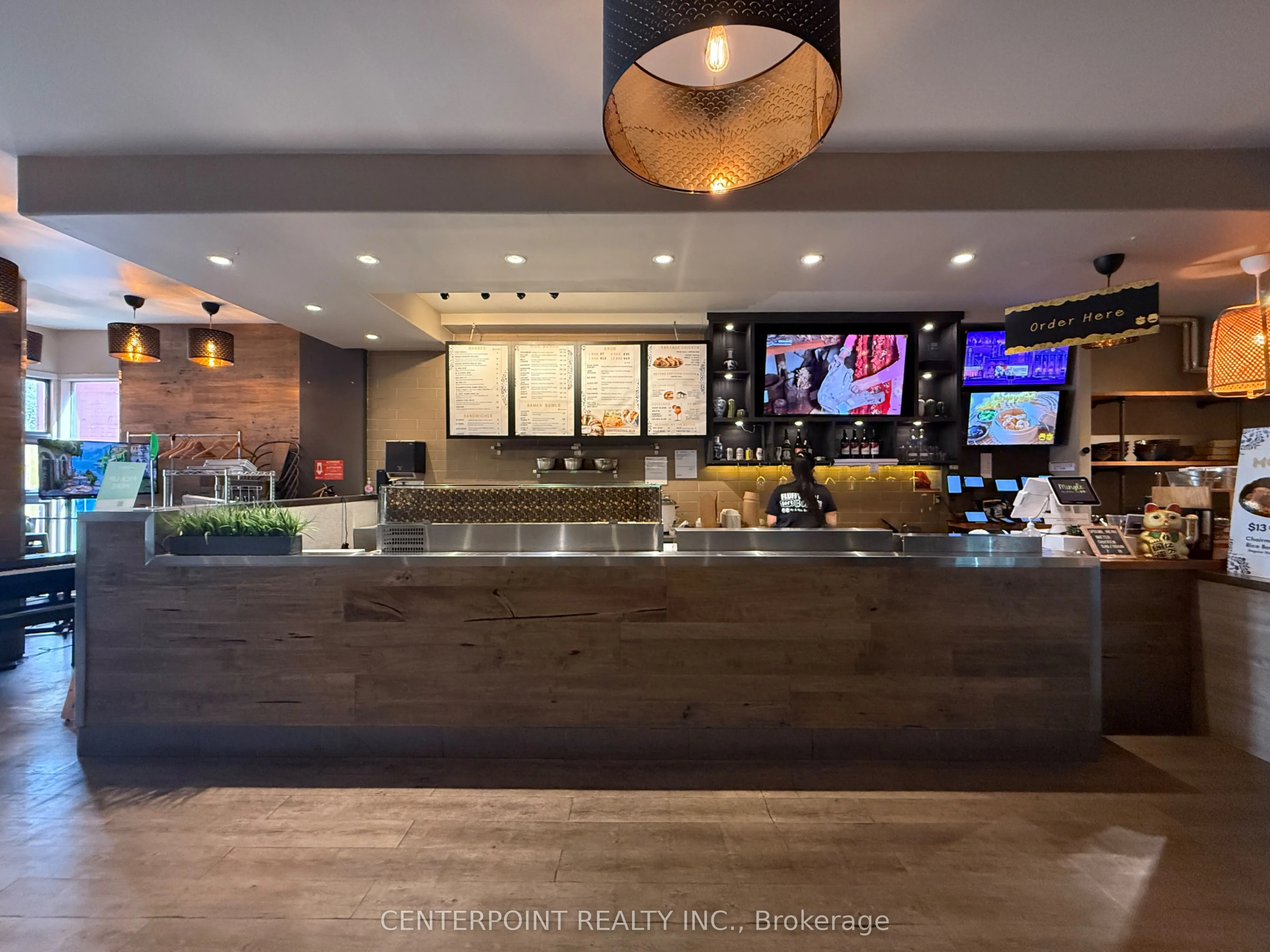 551 Richmond Street, #1
