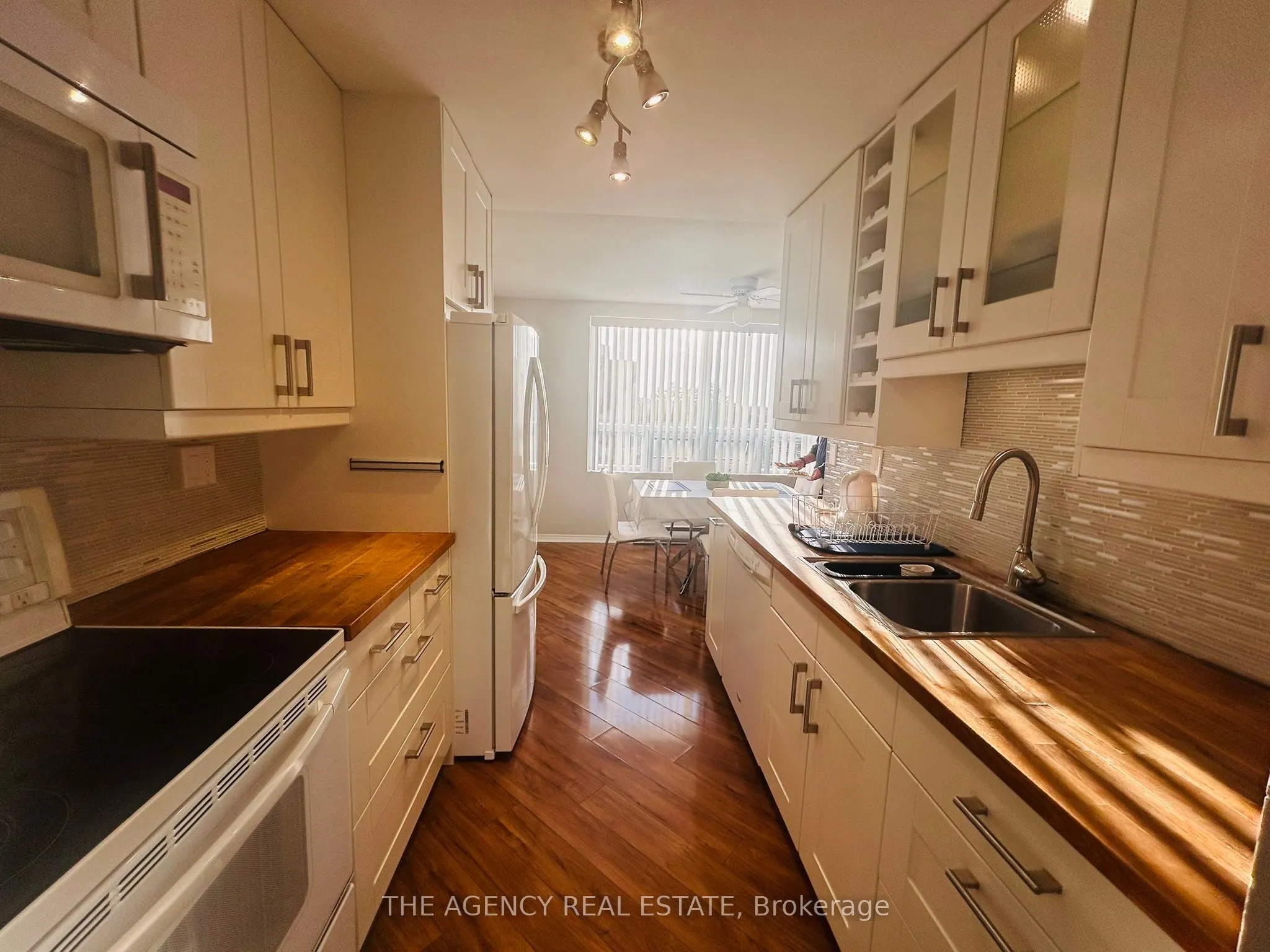 77 Base Line Road W, #602