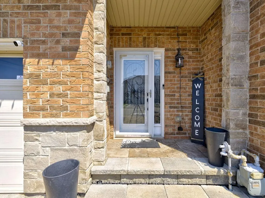 31 Palacebeach Trail