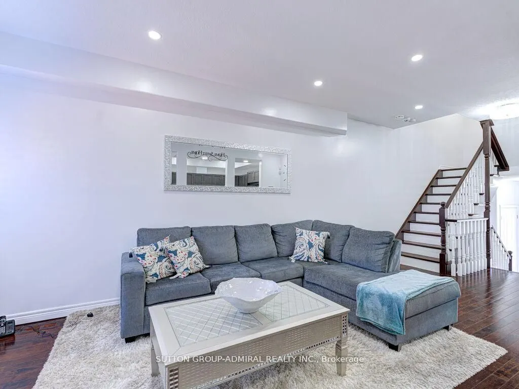 31 Palacebeach Trail