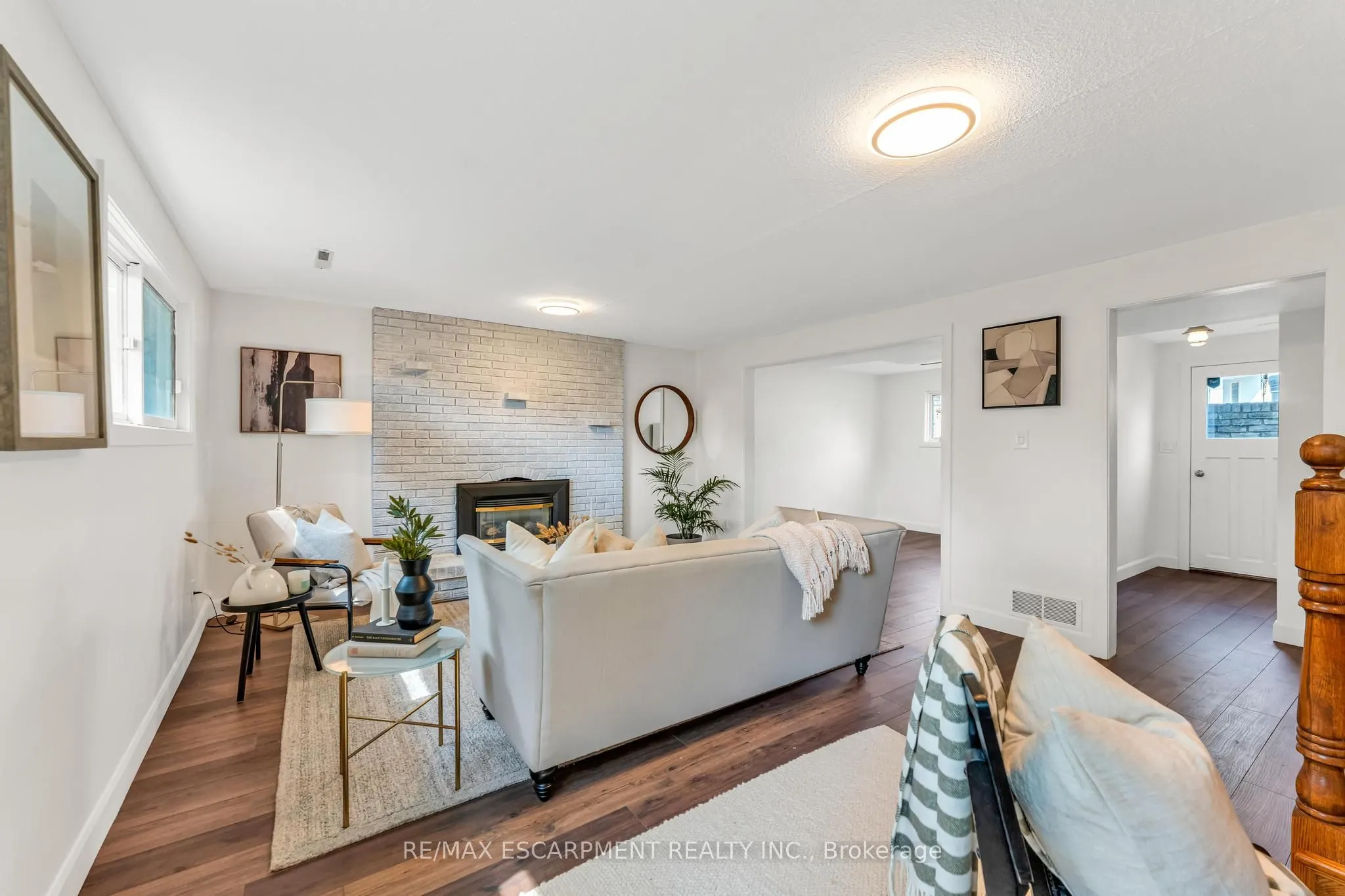 7119 Brian Crescent