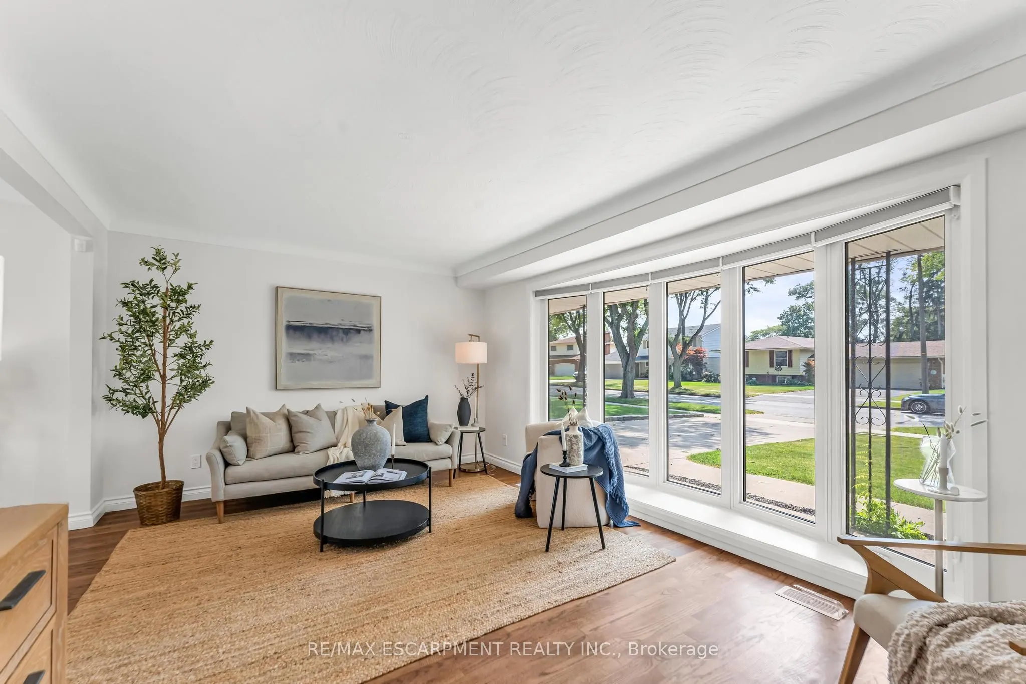 7119 Brian Crescent