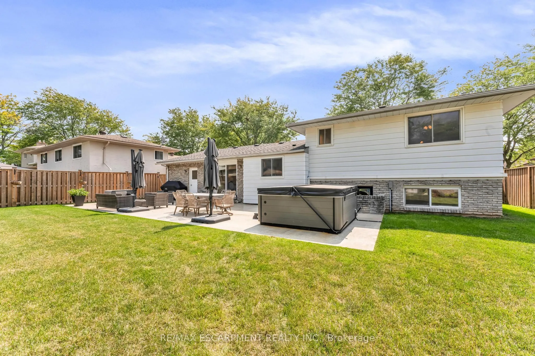 7119 Brian Crescent
