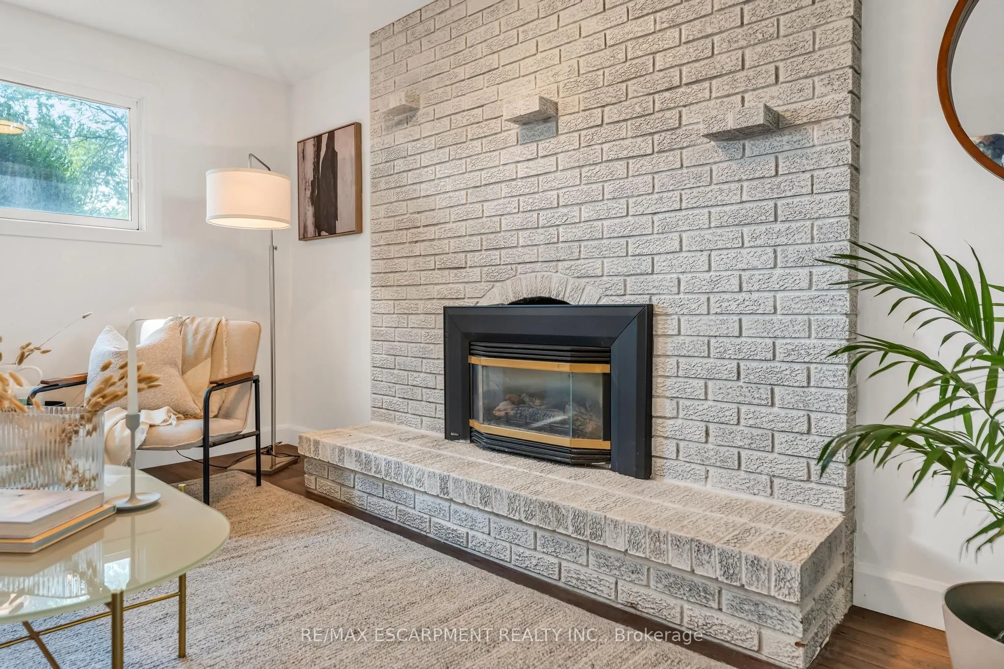 7119 Brian Crescent