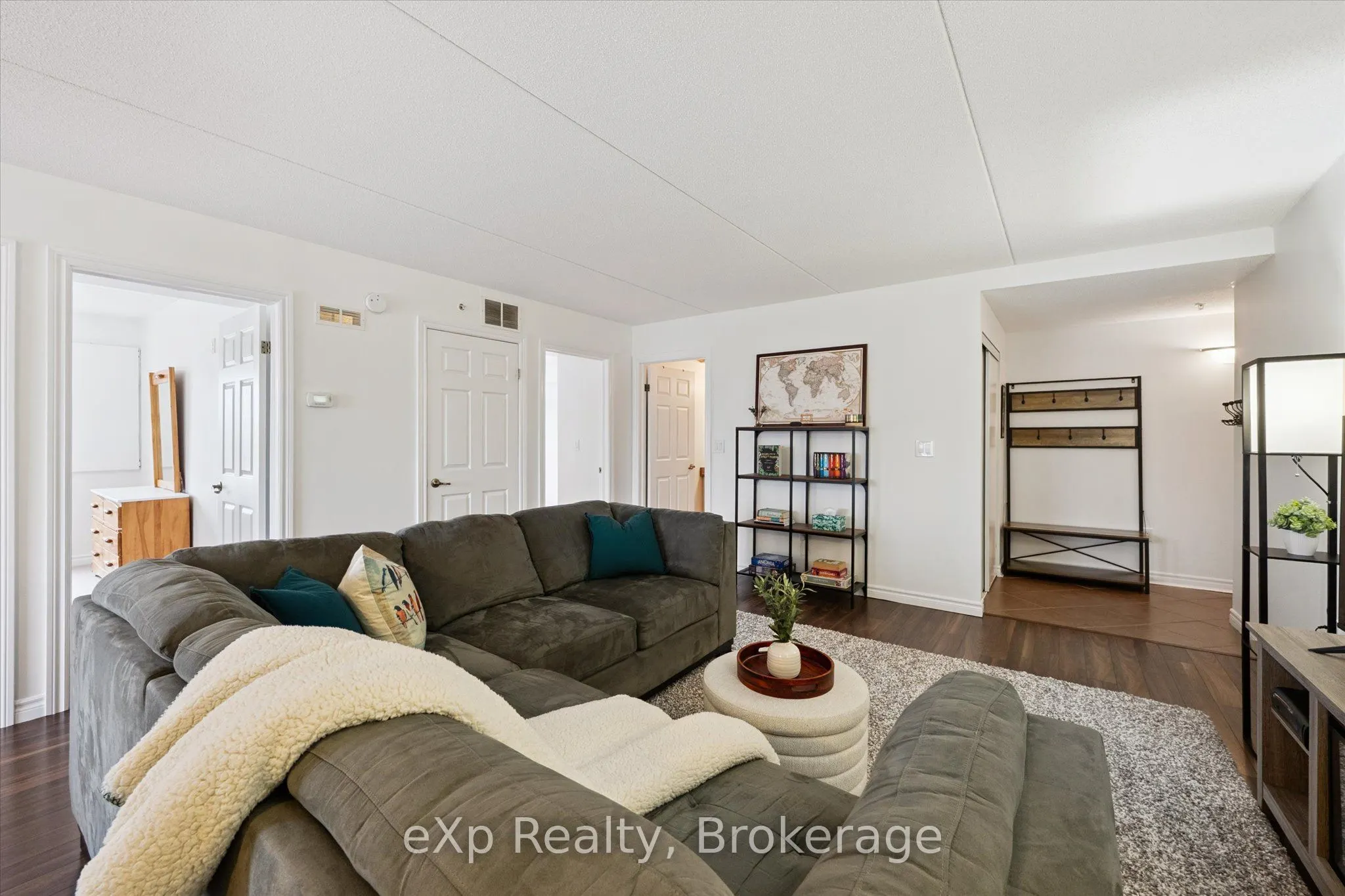 415 Grange Road, #212