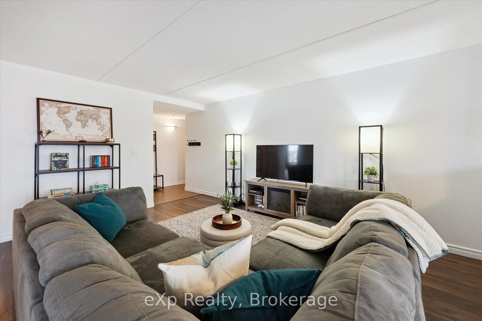 415 Grange Road, #212