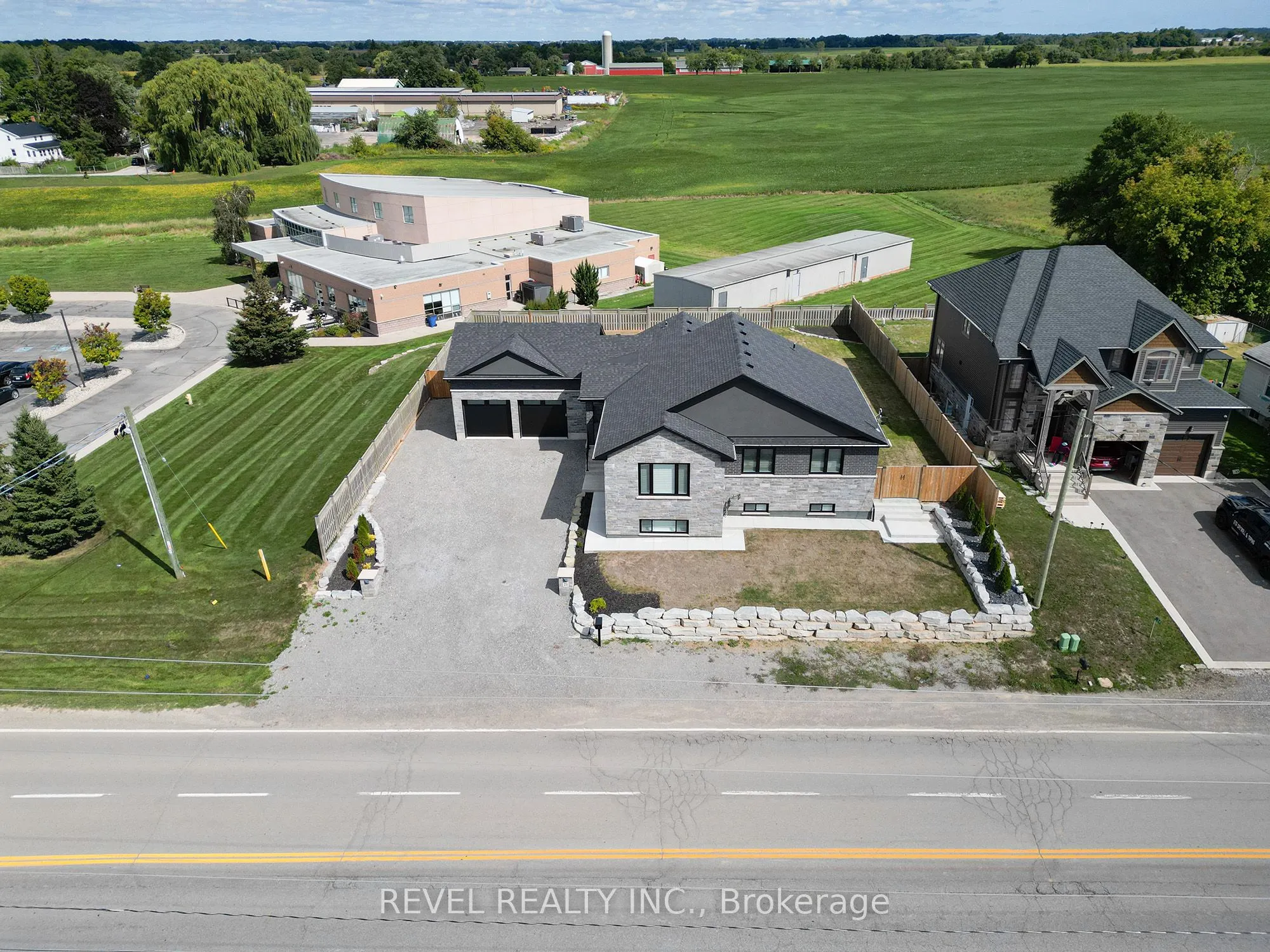 21 Haldimand 66 Road