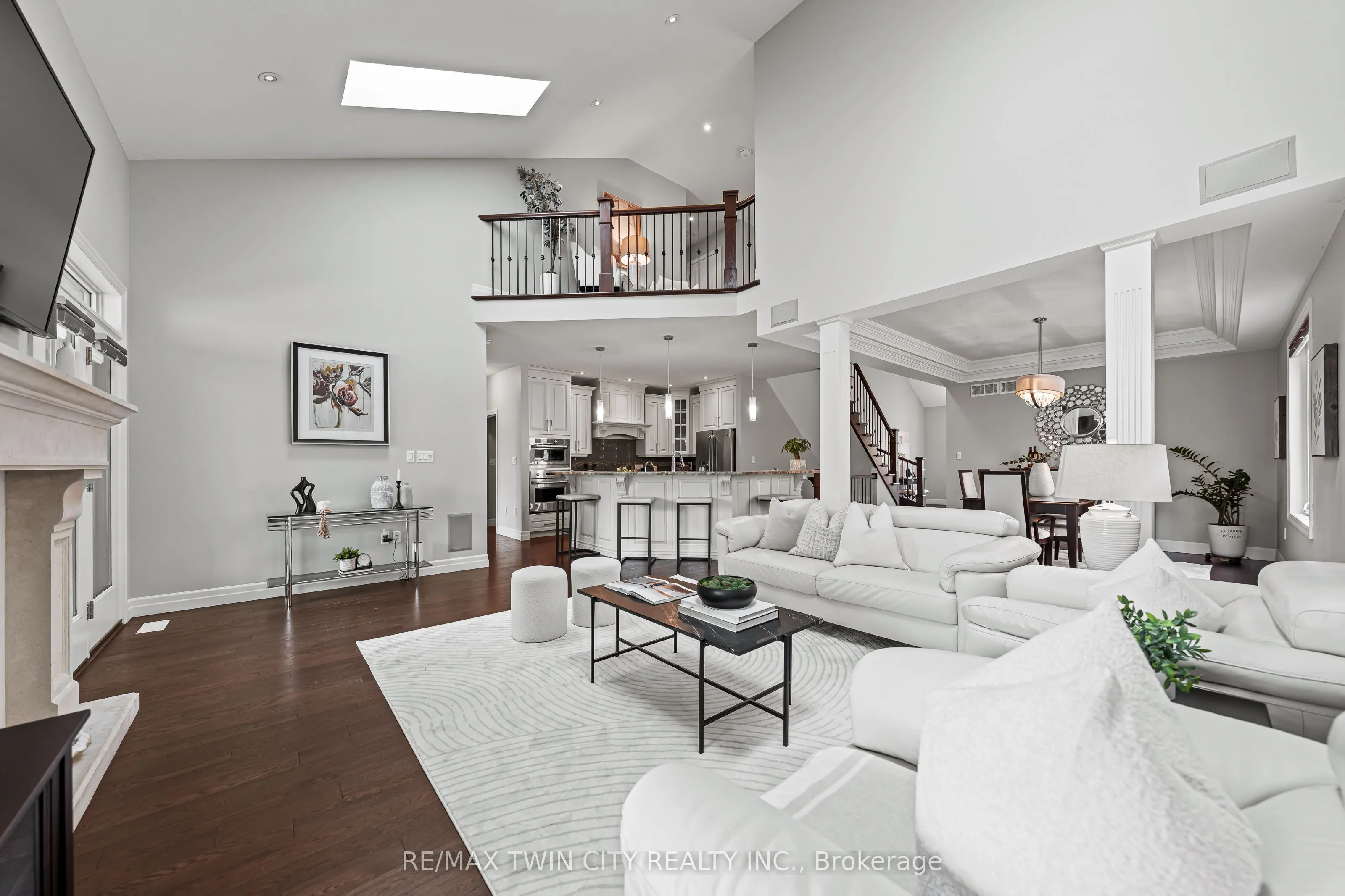 308 Deerfoot Trail
