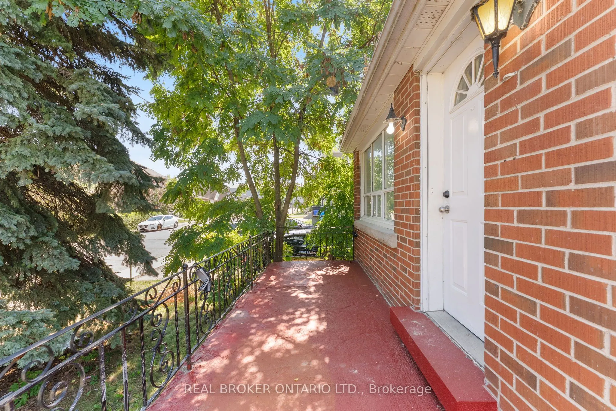 4083 Acheson Avenue