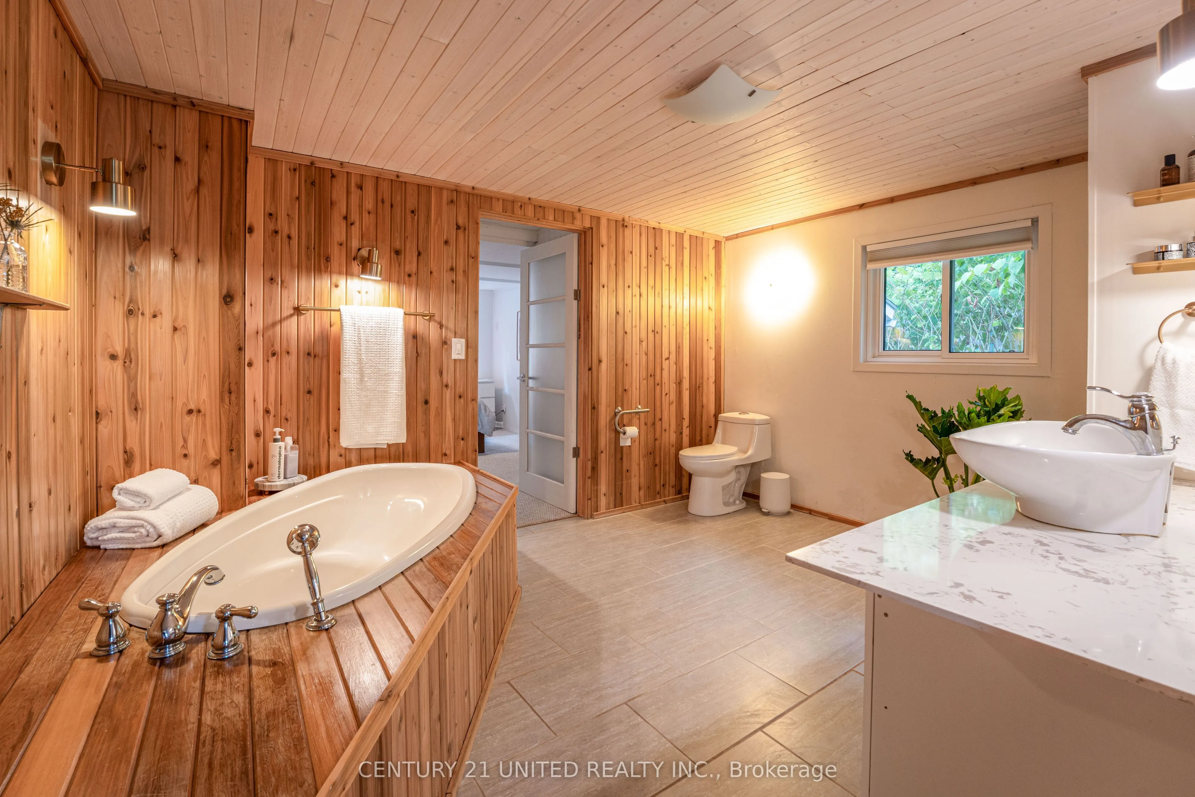 1105 Primrose Lane