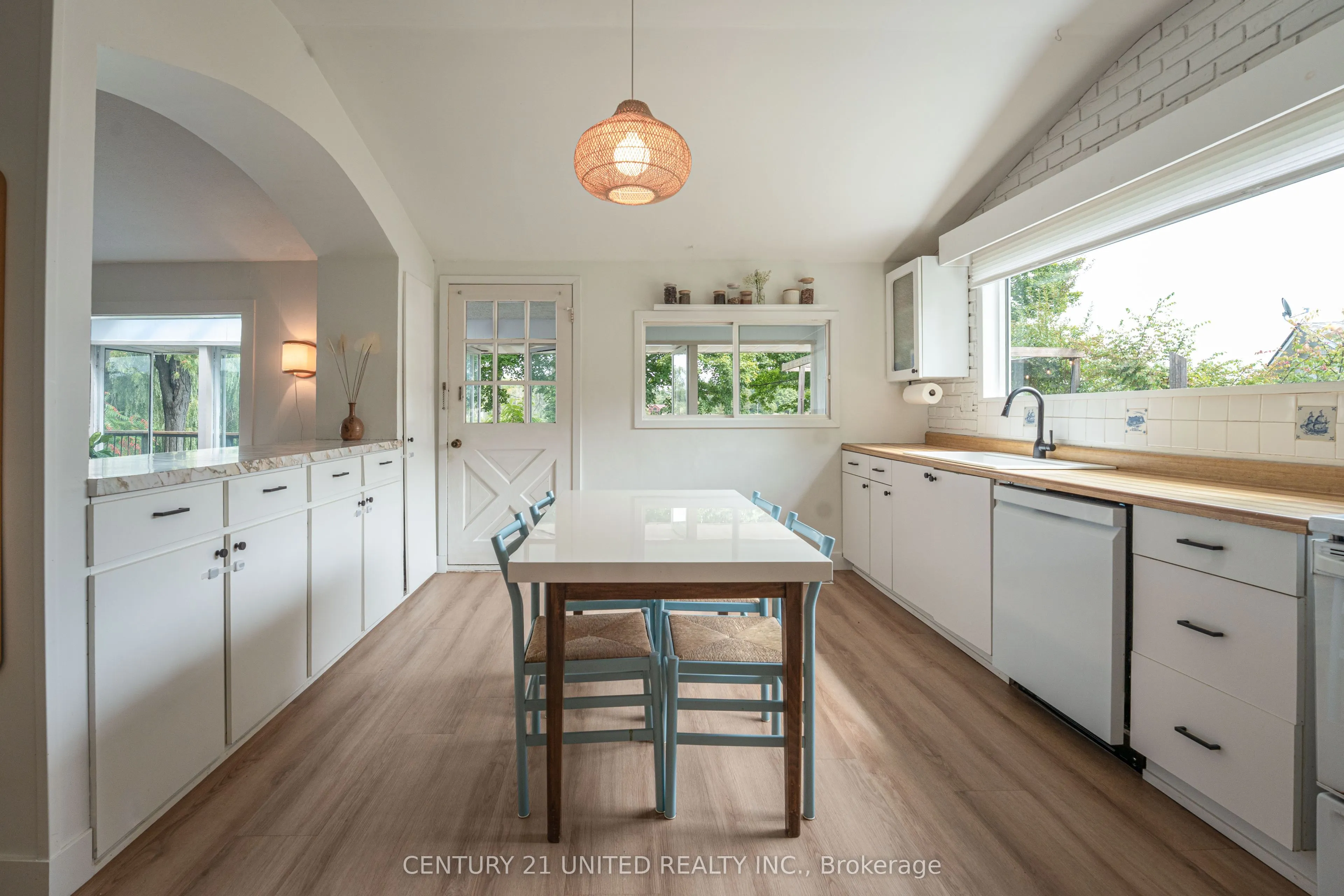 1105 Primrose Lane