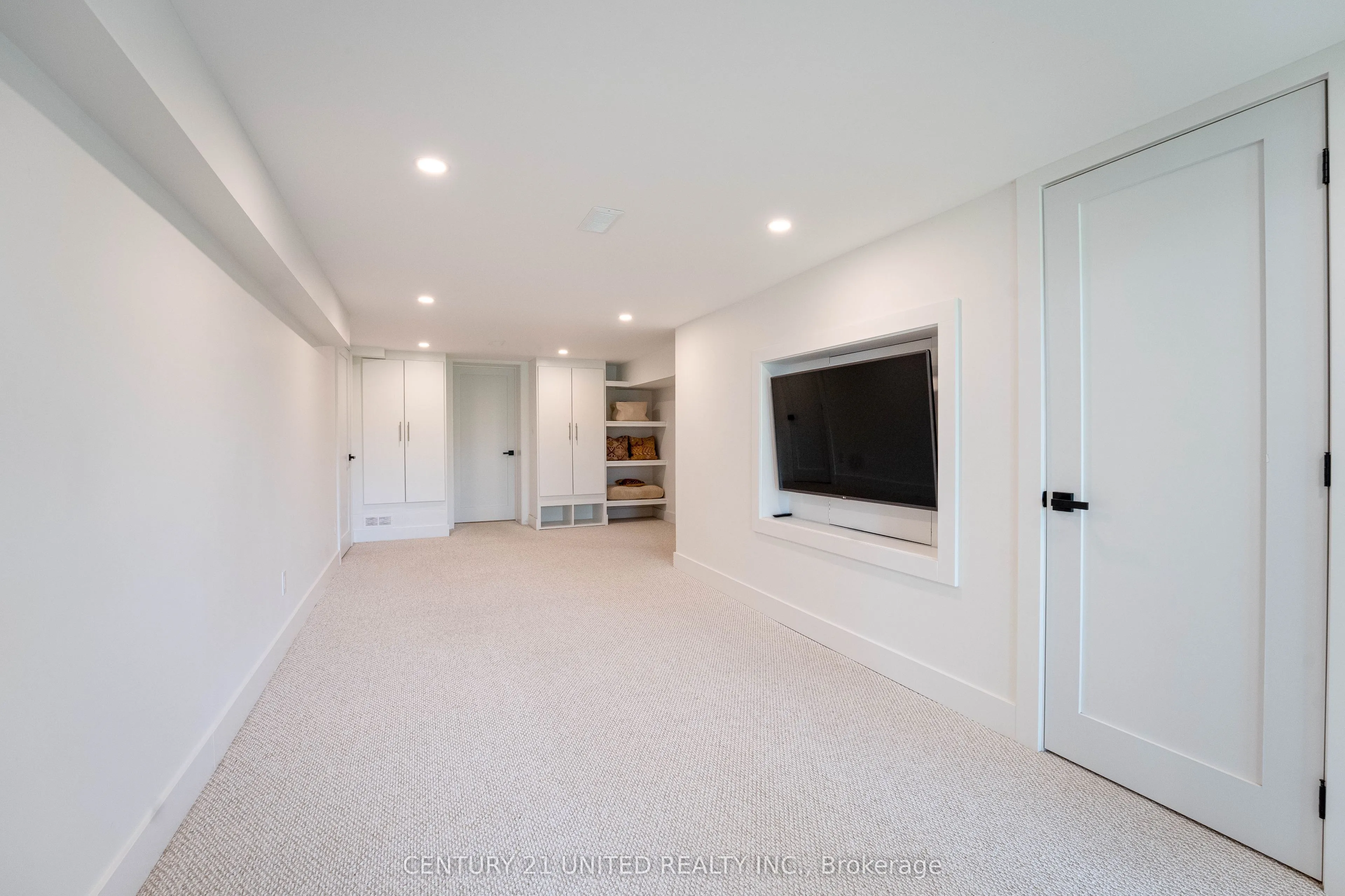 1105 Primrose Lane