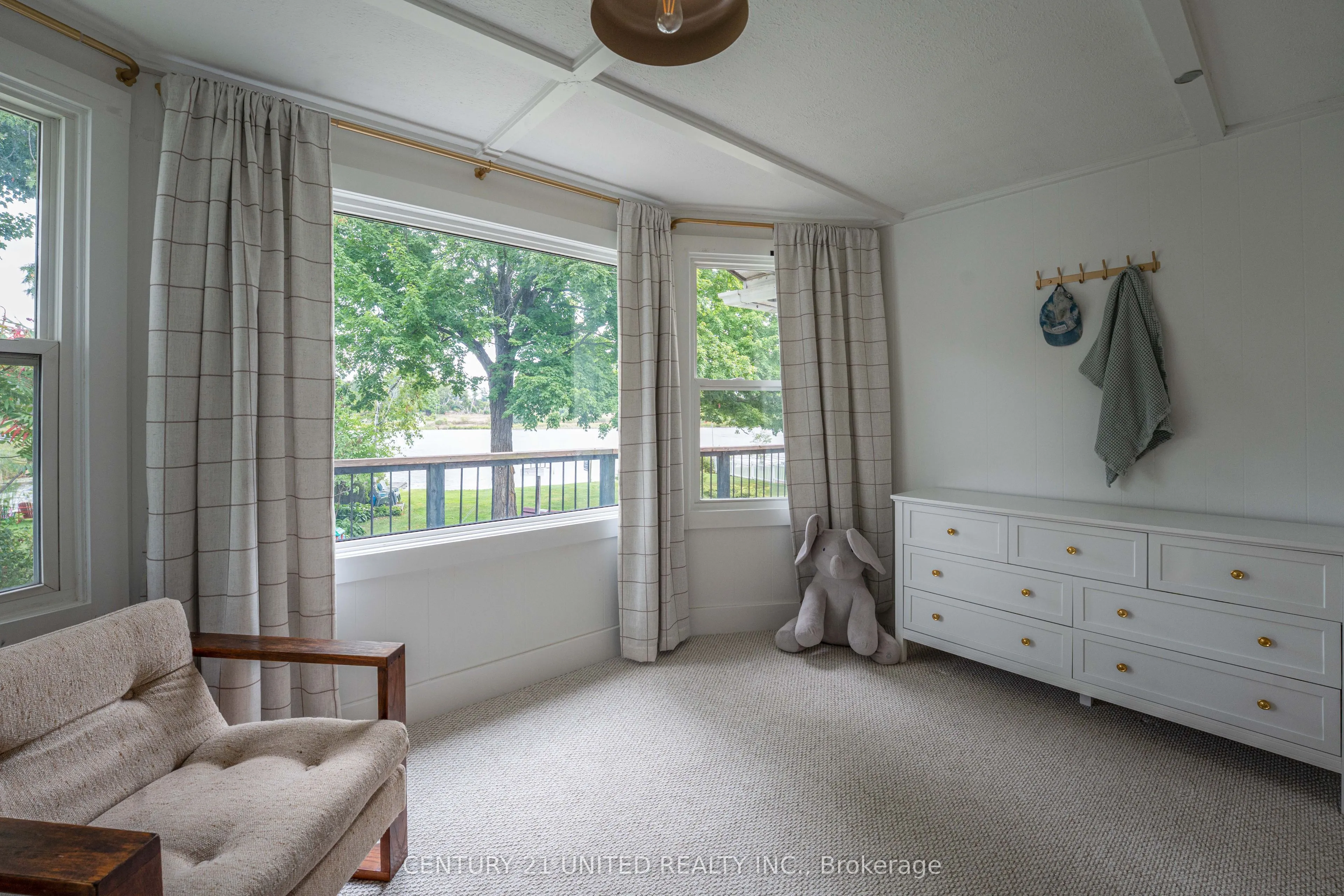 1105 Primrose Lane