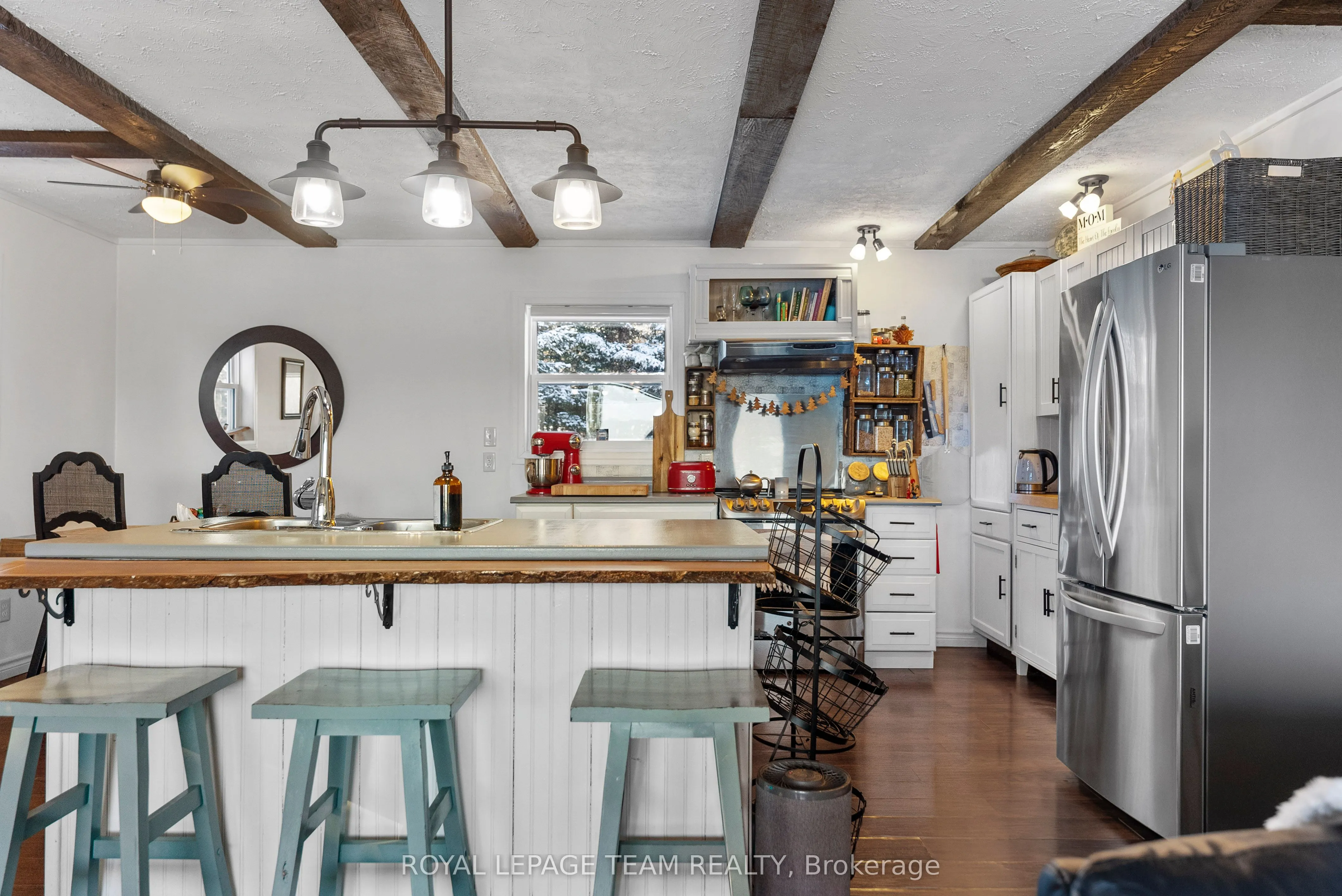 105 Heins Road