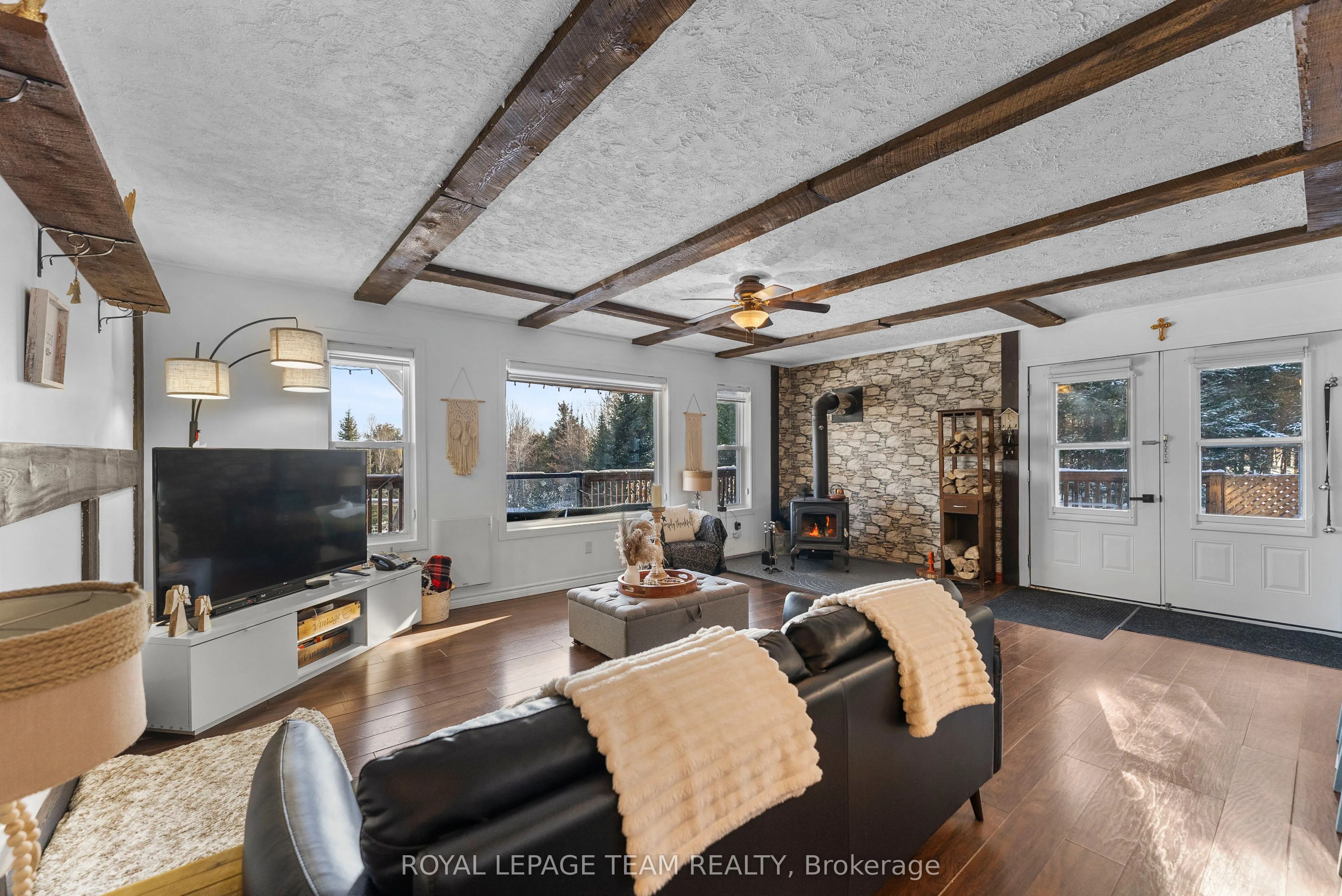 105 Heins Road