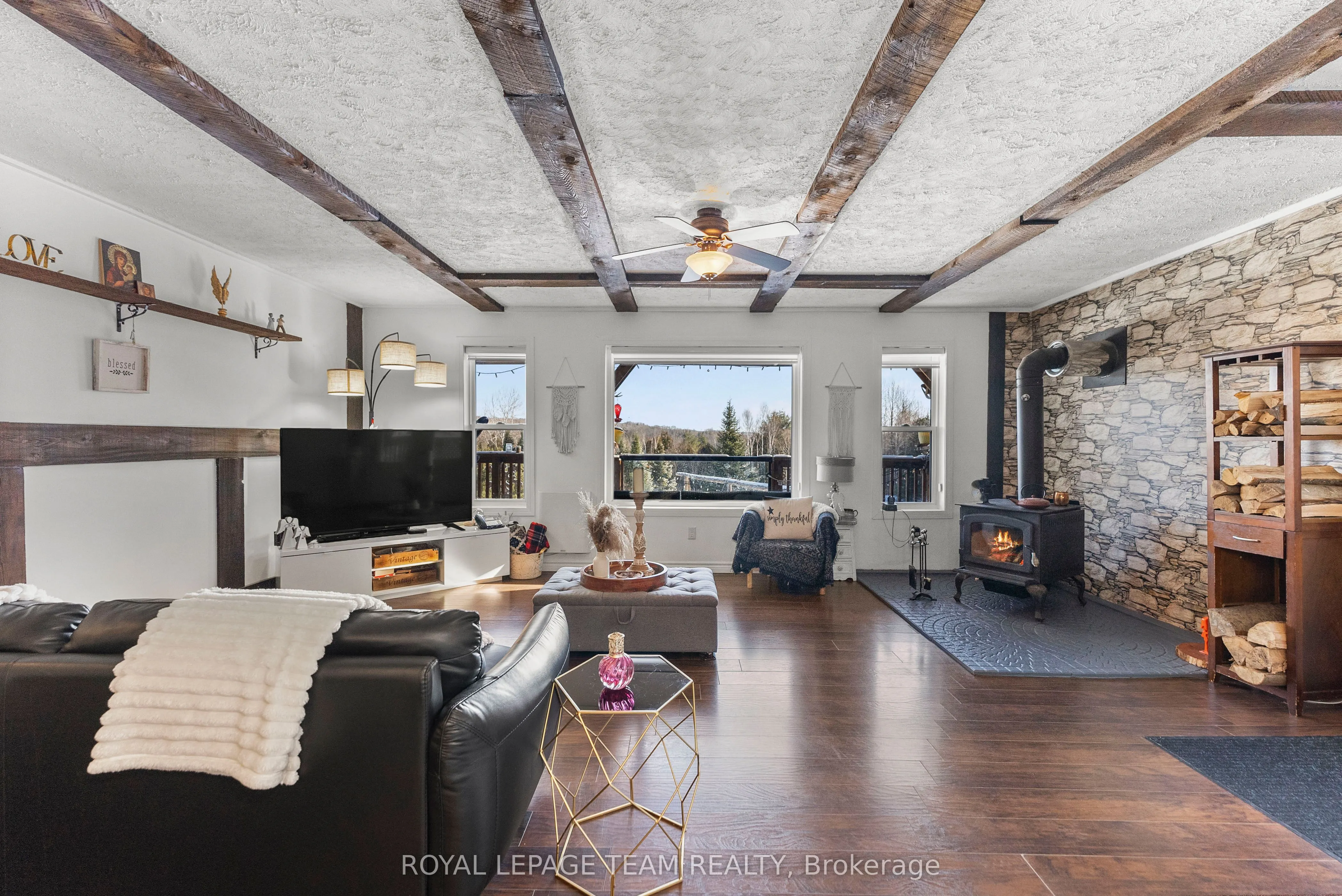 105 Heins Road